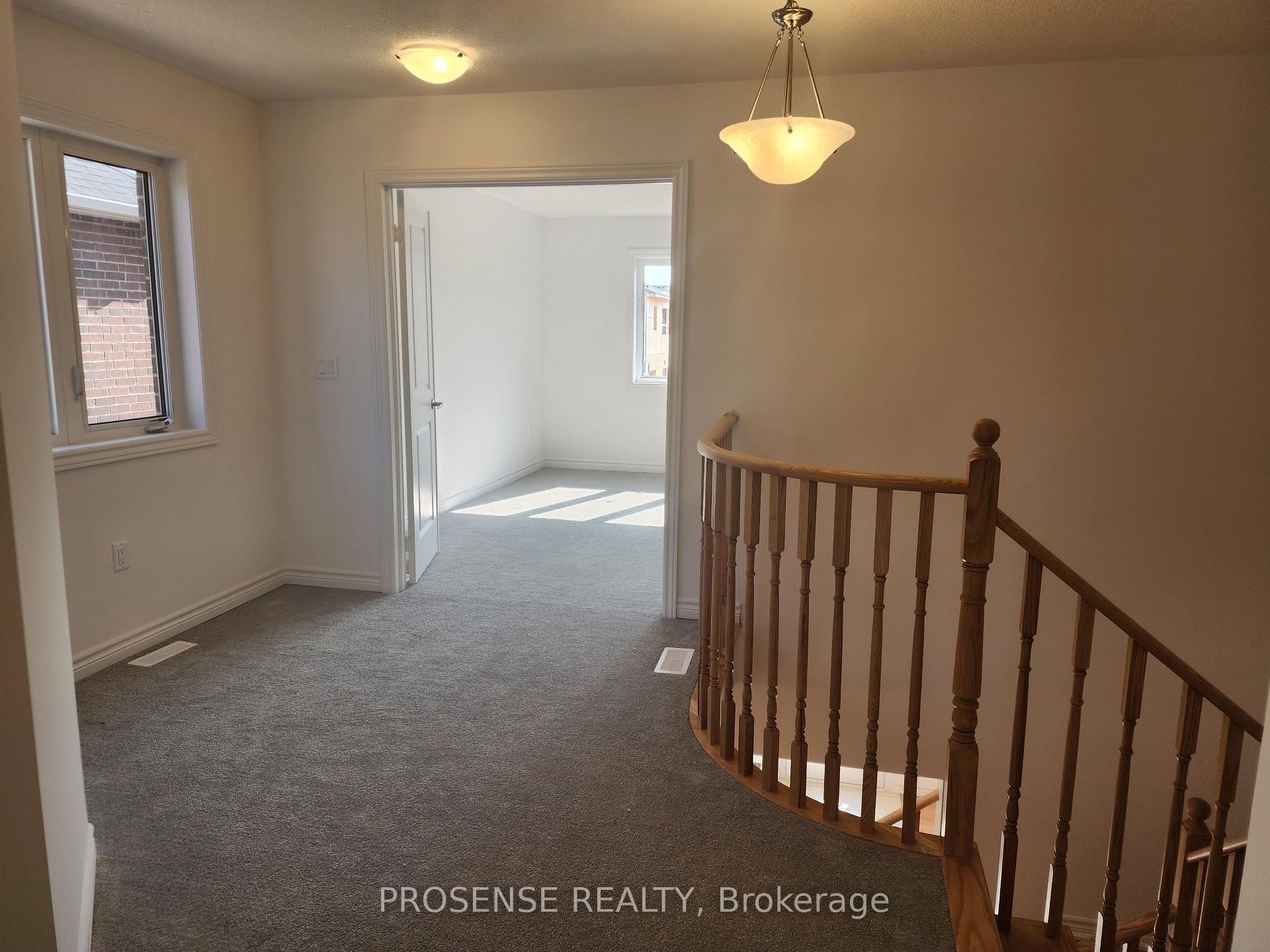 Photo 16 of 435 Van Dusen Avenue, Southgate — HOMEH