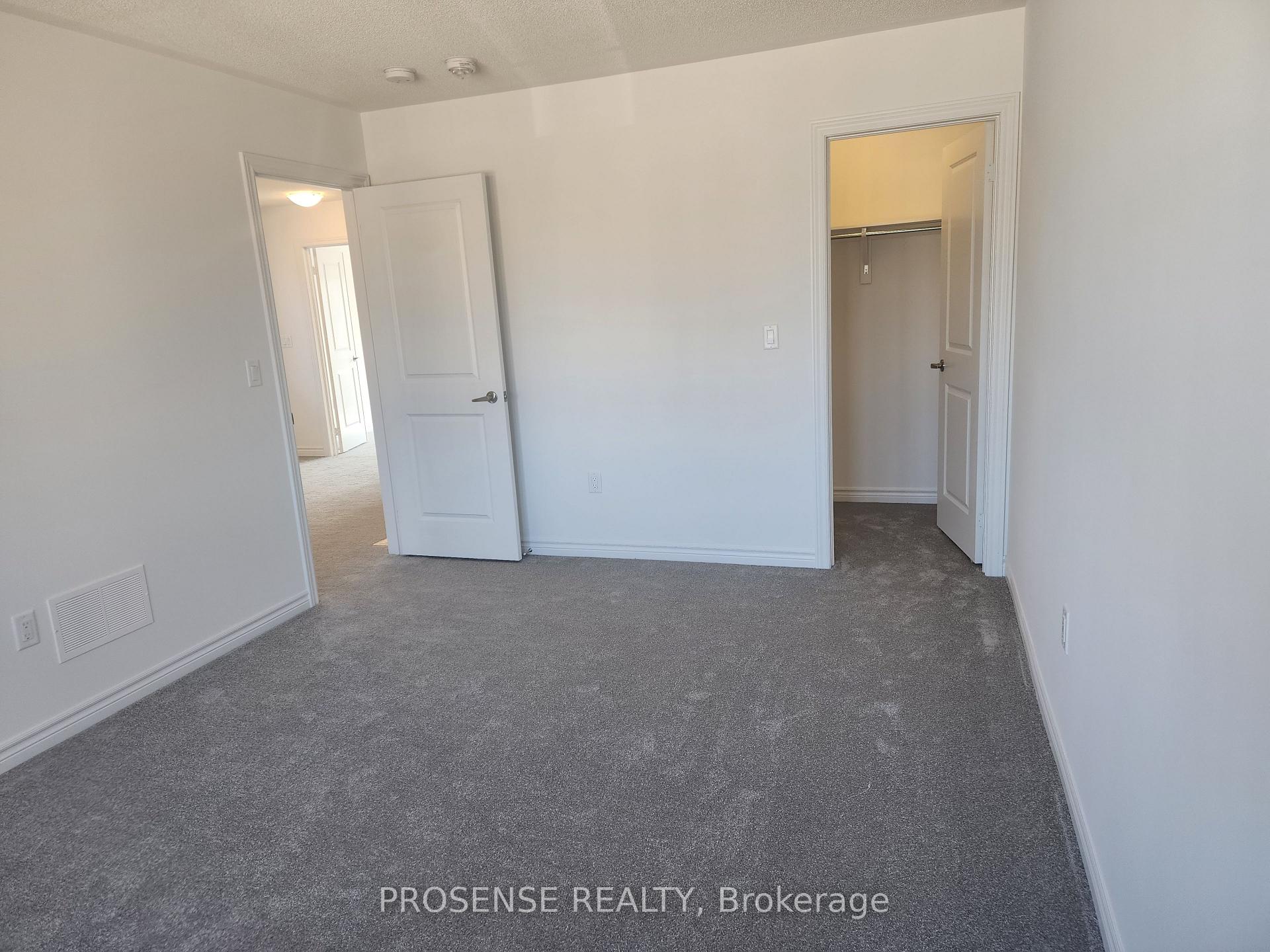 Photo 25 of 435 Van Dusen Avenue, Southgate — HOMEH
