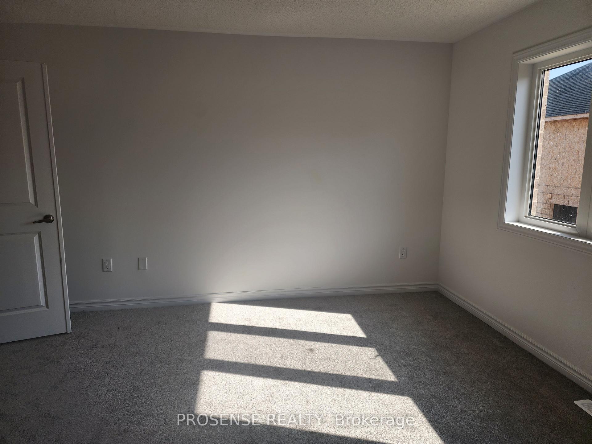 Photo 27 of 435 Van Dusen Avenue, Southgate — HOMEH