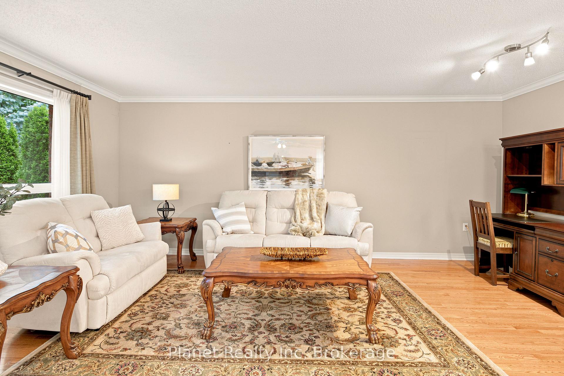 Photo 8 of 60 Basswood Drive, Guelph, Village By The Arboretum — HOMEH