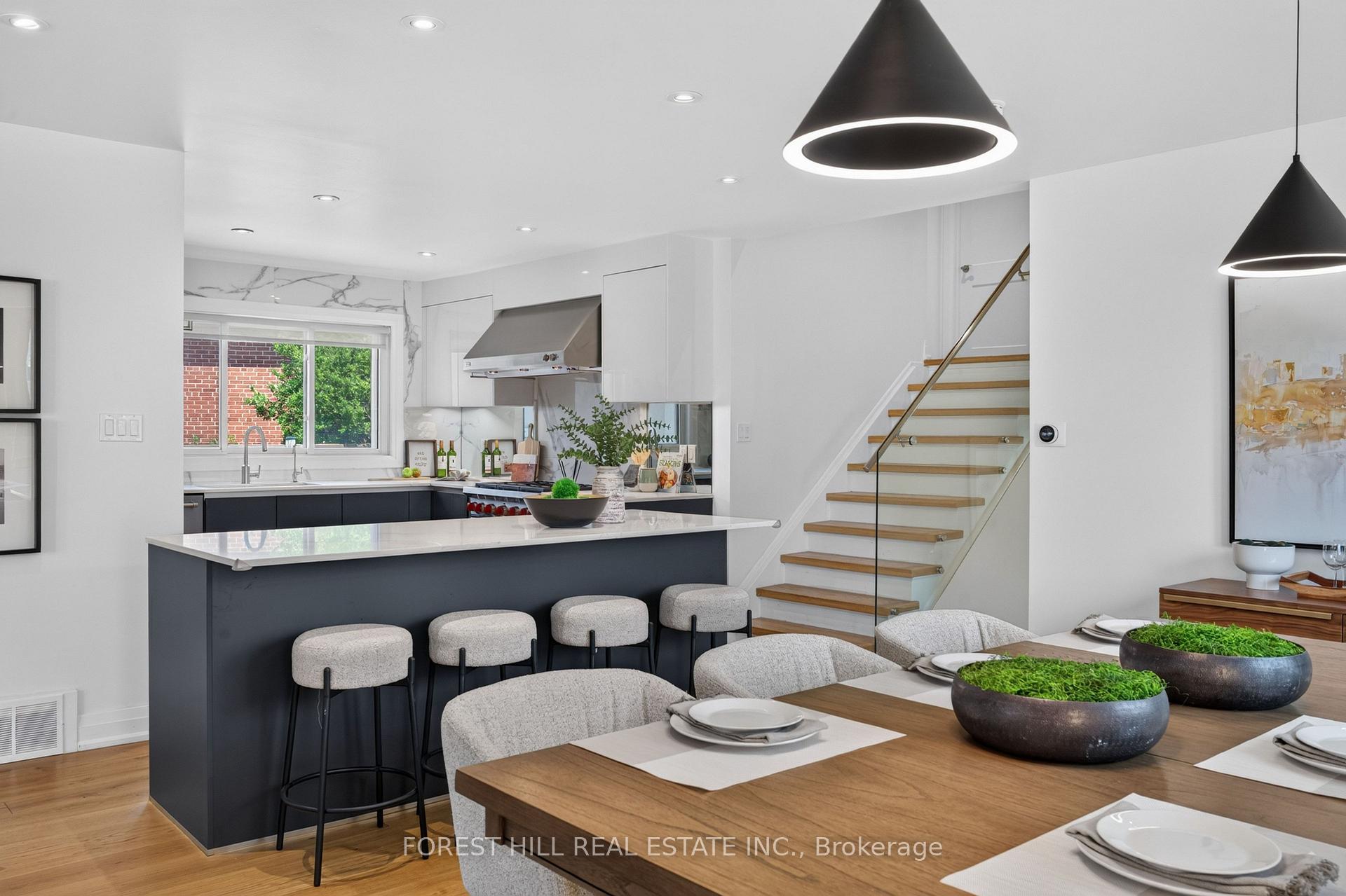 Photo 13 of 1 Heathview Avenue, North York, Bayview Village — HOMEH