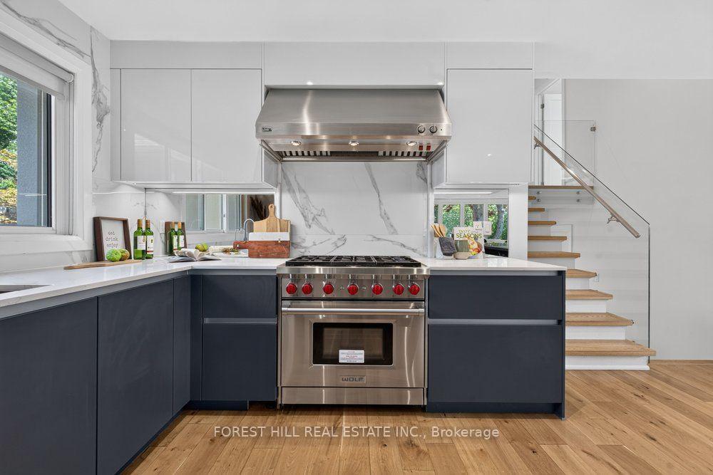Photo 14 of 1 Heathview Avenue, North York, Bayview Village — HOMEH