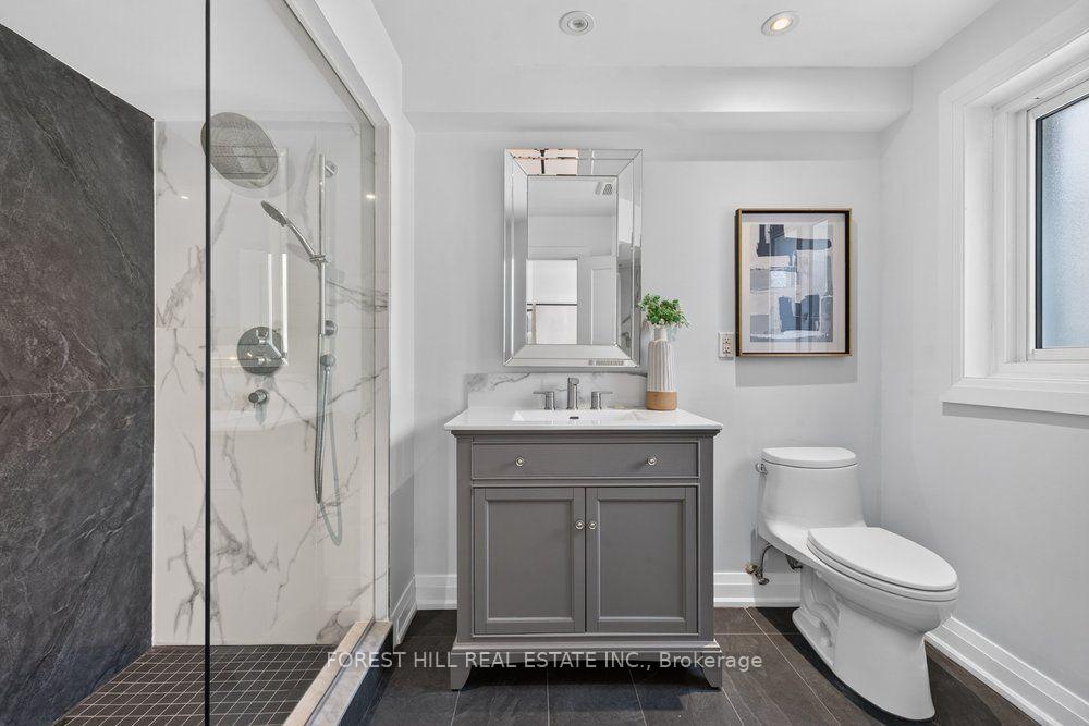 Photo 24 of 1 Heathview Avenue, North York, Bayview Village — HOMEH