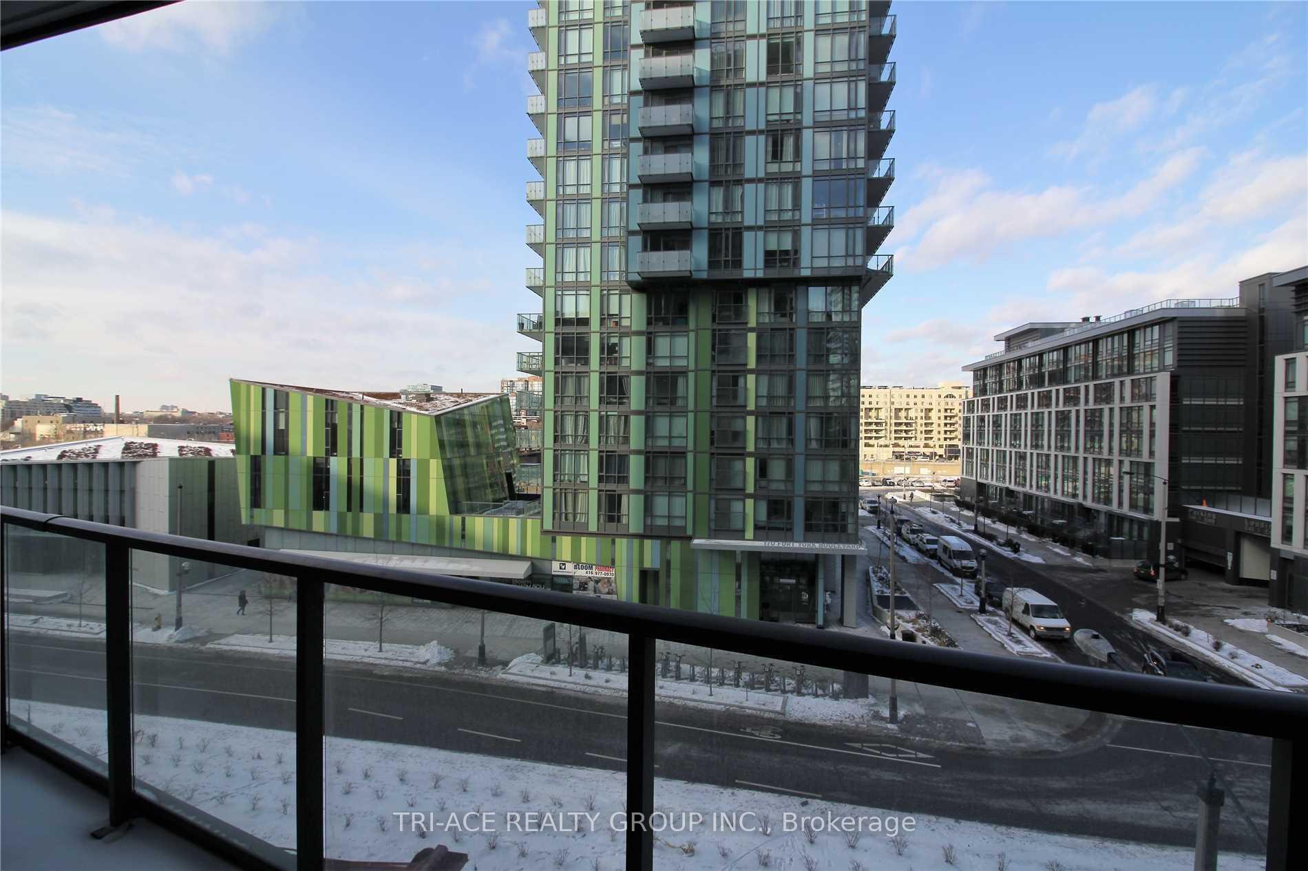 Photo 8 of Unit 502, 90 Queens Wharf Road, Toronto, Waterfront Communities — HOMEH