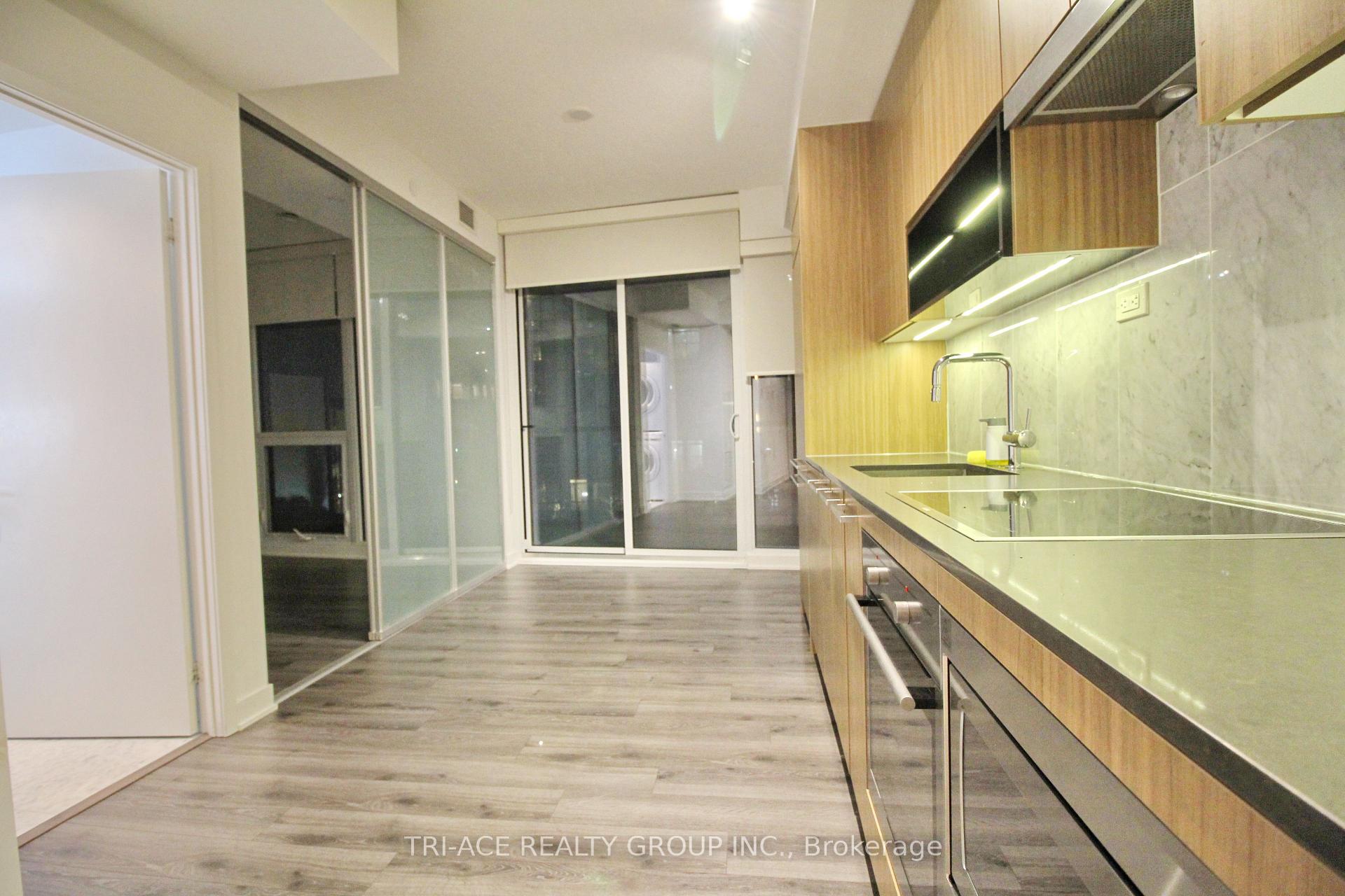 Photo 9 of Unit 502, 90 Queens Wharf Road, Toronto, Waterfront Communities — HOMEH