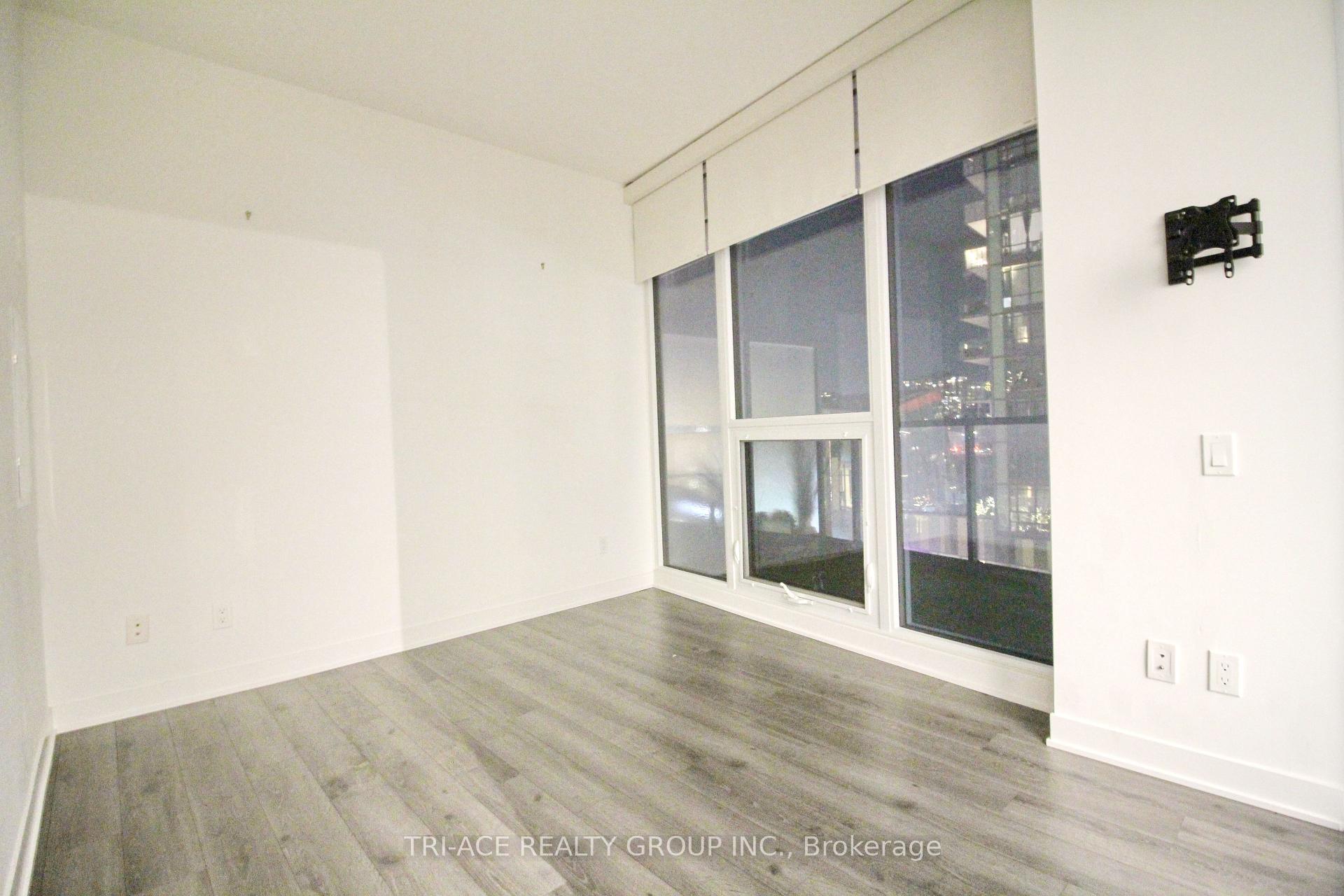 Photo 15 of Unit 502, 90 Queens Wharf Road, Toronto, Waterfront Communities — HOMEH