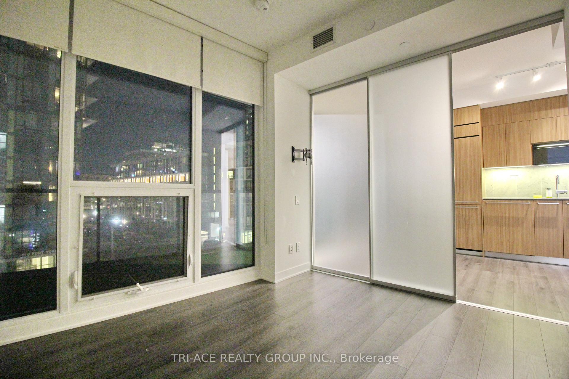 Photo 16 of Unit 502, 90 Queens Wharf Road, Toronto, Waterfront Communities — HOMEH