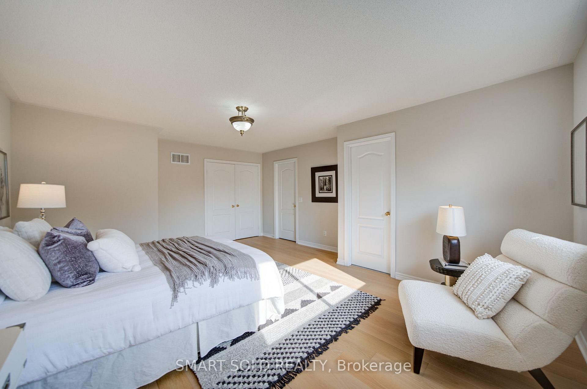 Photo 27 of 9 Pegasus Drive, Richmond Hill, Oak Ridges — HOMEH