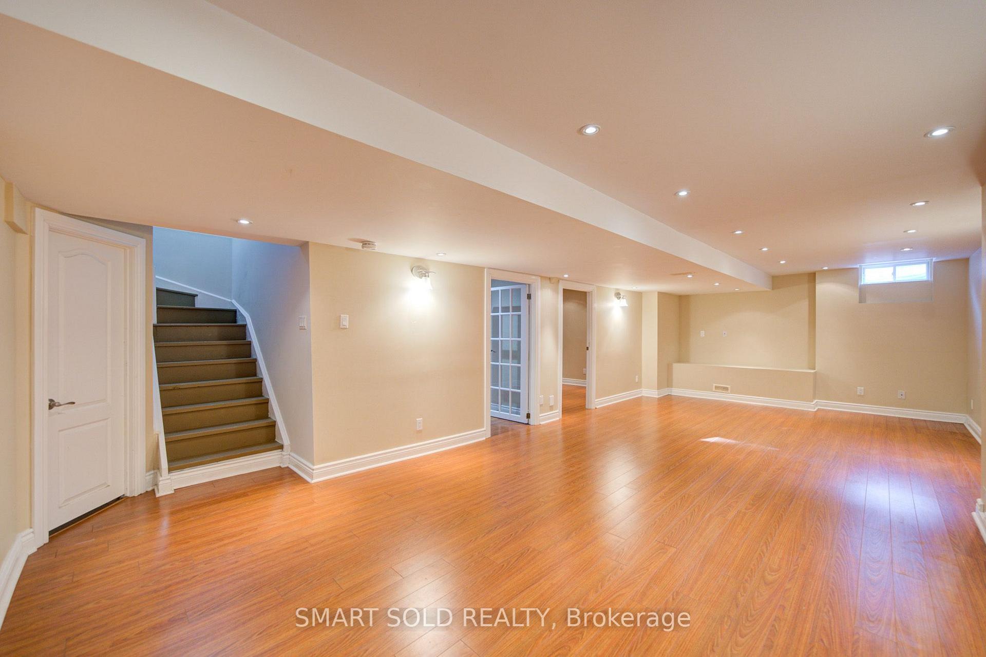 Photo 40 of 9 Pegasus Drive, Richmond Hill, Oak Ridges — HOMEH