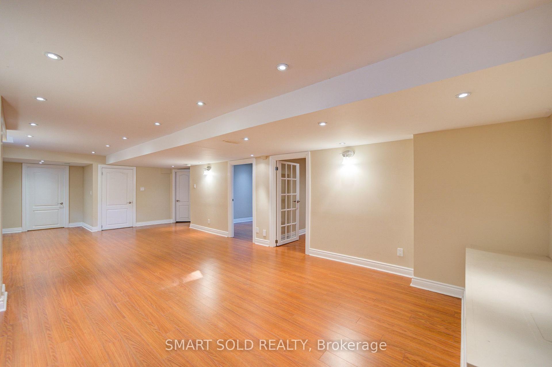 Photo 41 of 9 Pegasus Drive, Richmond Hill, Oak Ridges — HOMEH