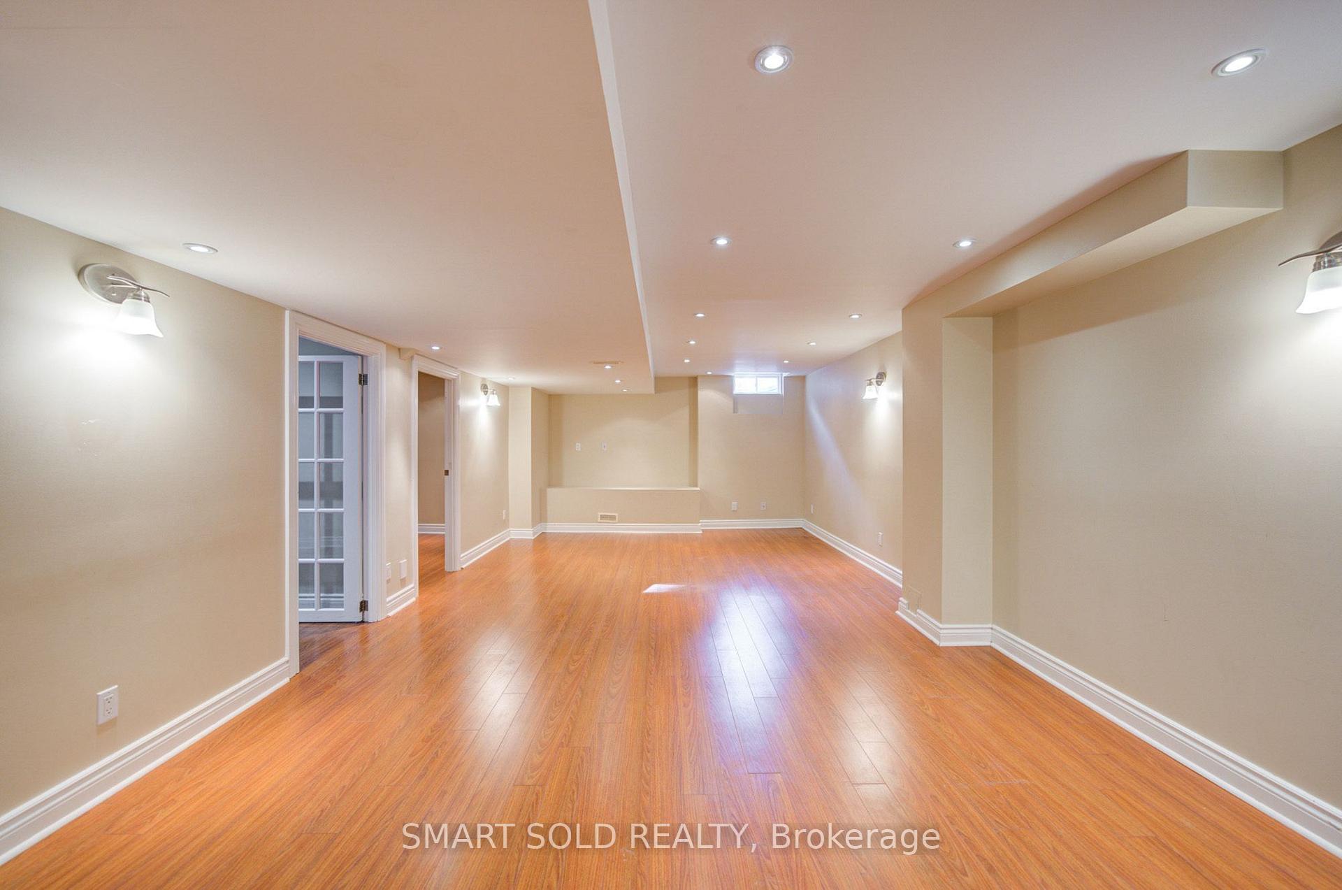 Photo 42 of 9 Pegasus Drive, Richmond Hill, Oak Ridges — HOMEH