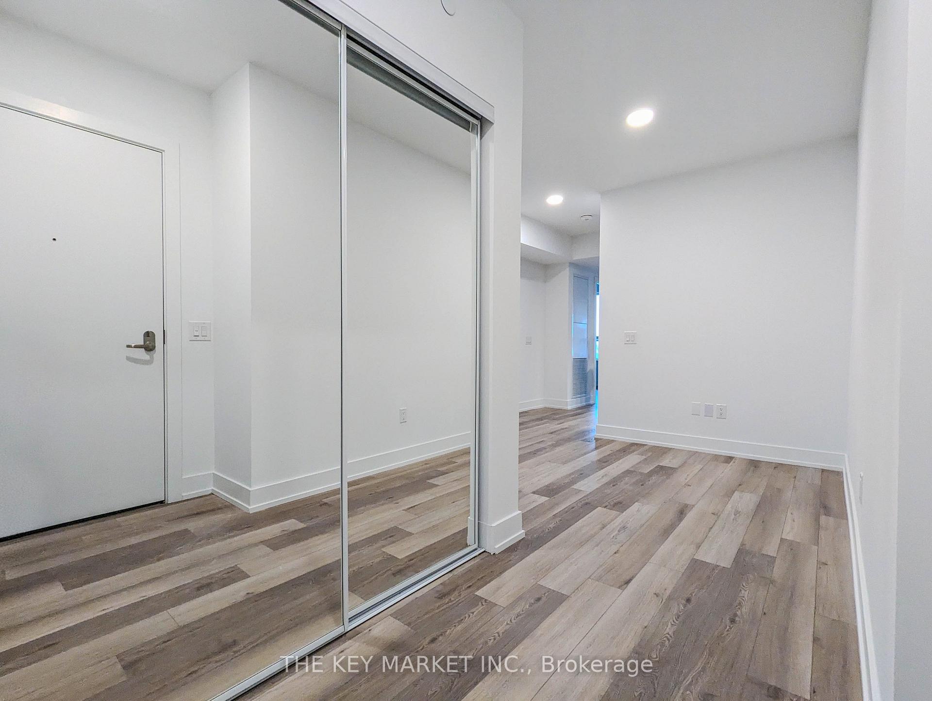 Photo 10 of Unit 723, 9 Clegg Road, Markham, Unionville — HOMEH