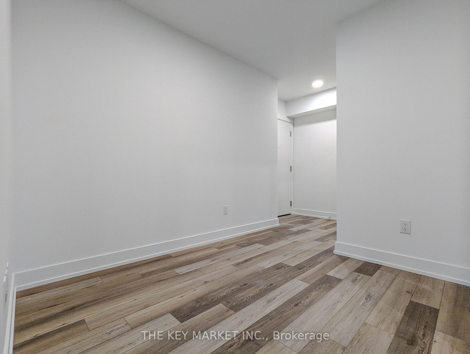 Photo 12 of Unit 723, 9 Clegg Road, Markham, Unionville — HOMEH