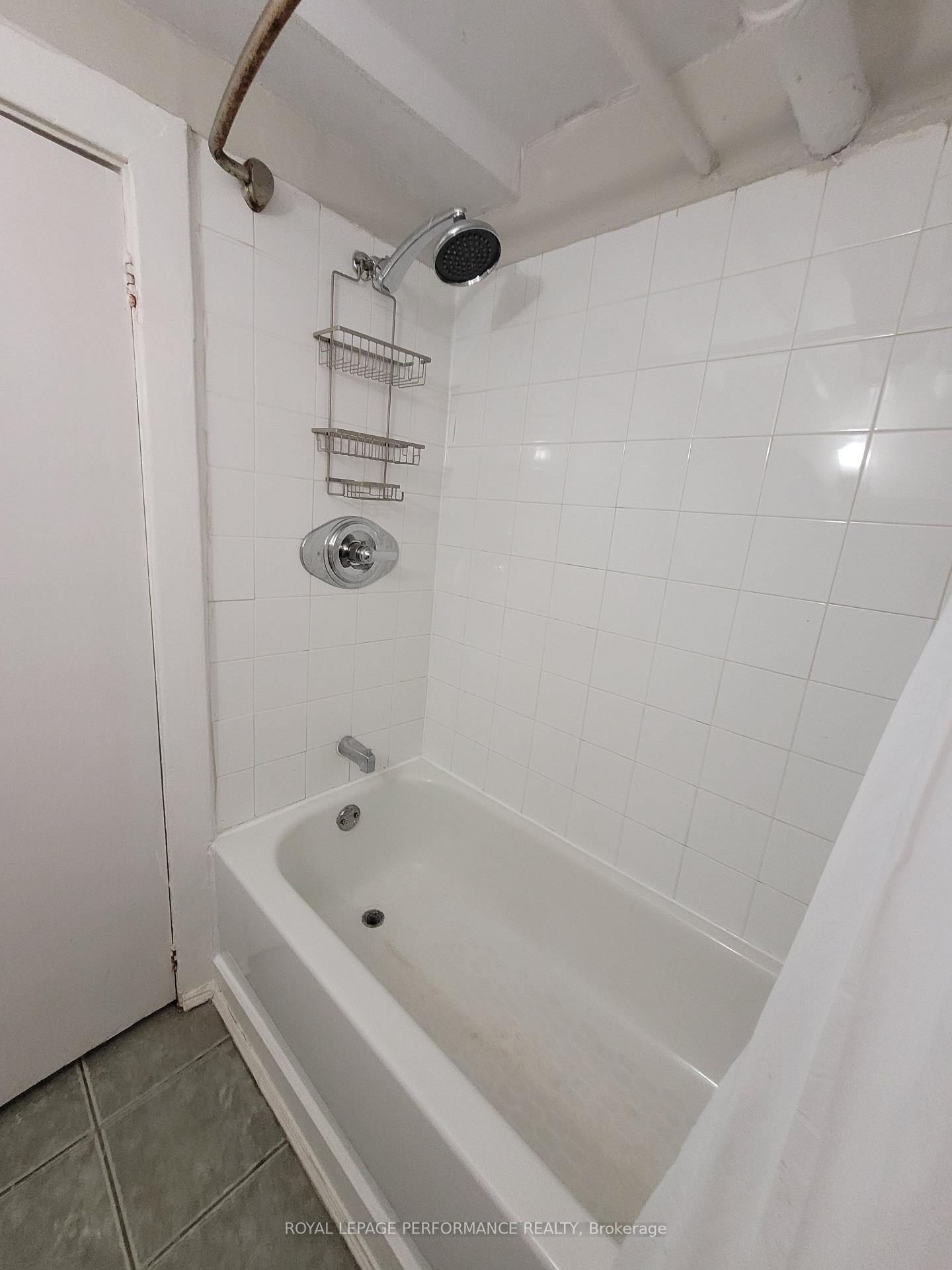 Photo 19 of 721 B Cooper Street, Ottawa, Ottawa Centre — HOMEH