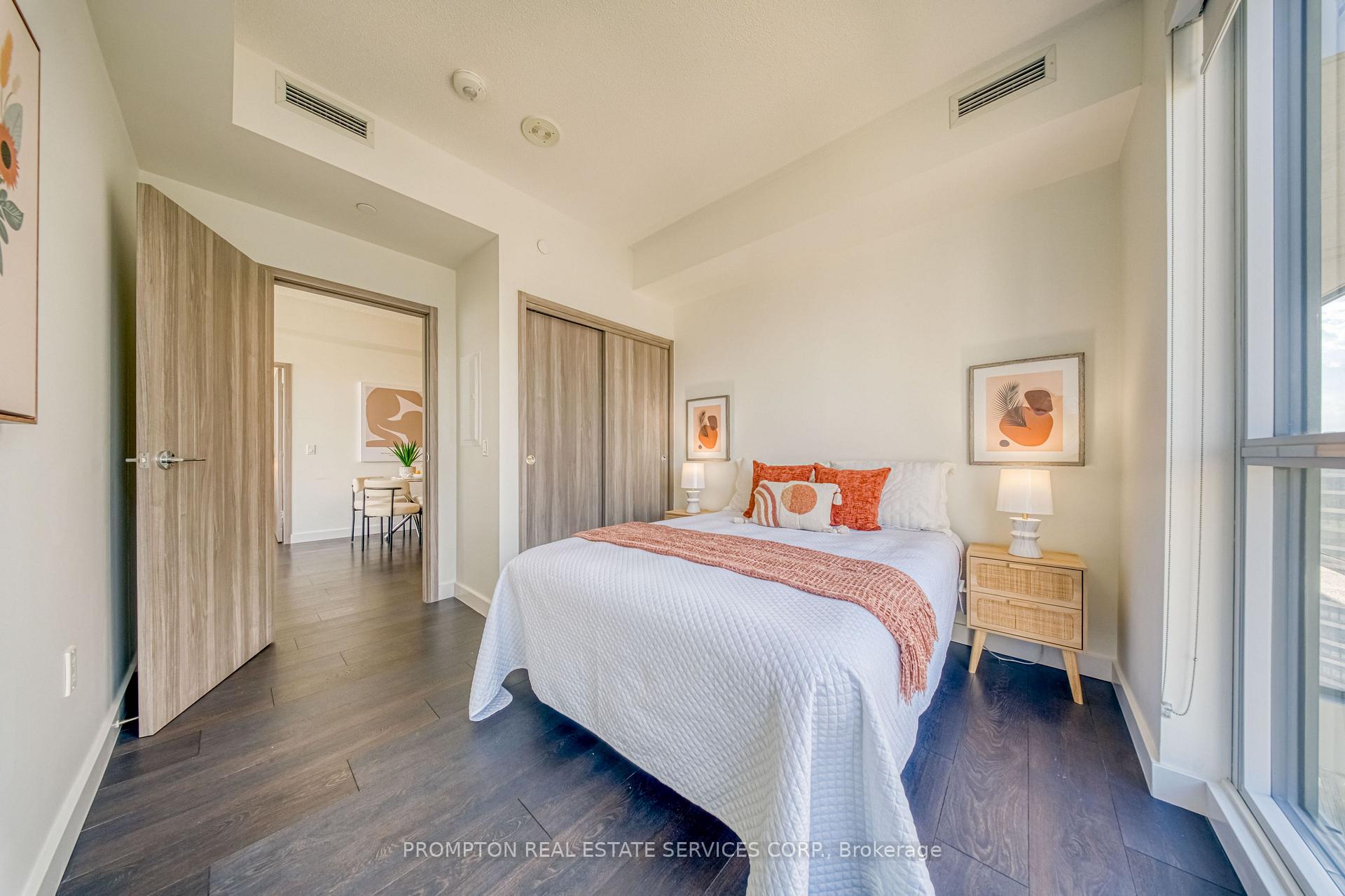 Photo 20 of Unit 2012, 95 Mcmahon Drive, North York, Bayview Village — HOMEH