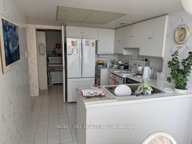Photo 10 of Unit 1110, 7420 Bathurst Street, Vaughan, Brownridge — HOMEH