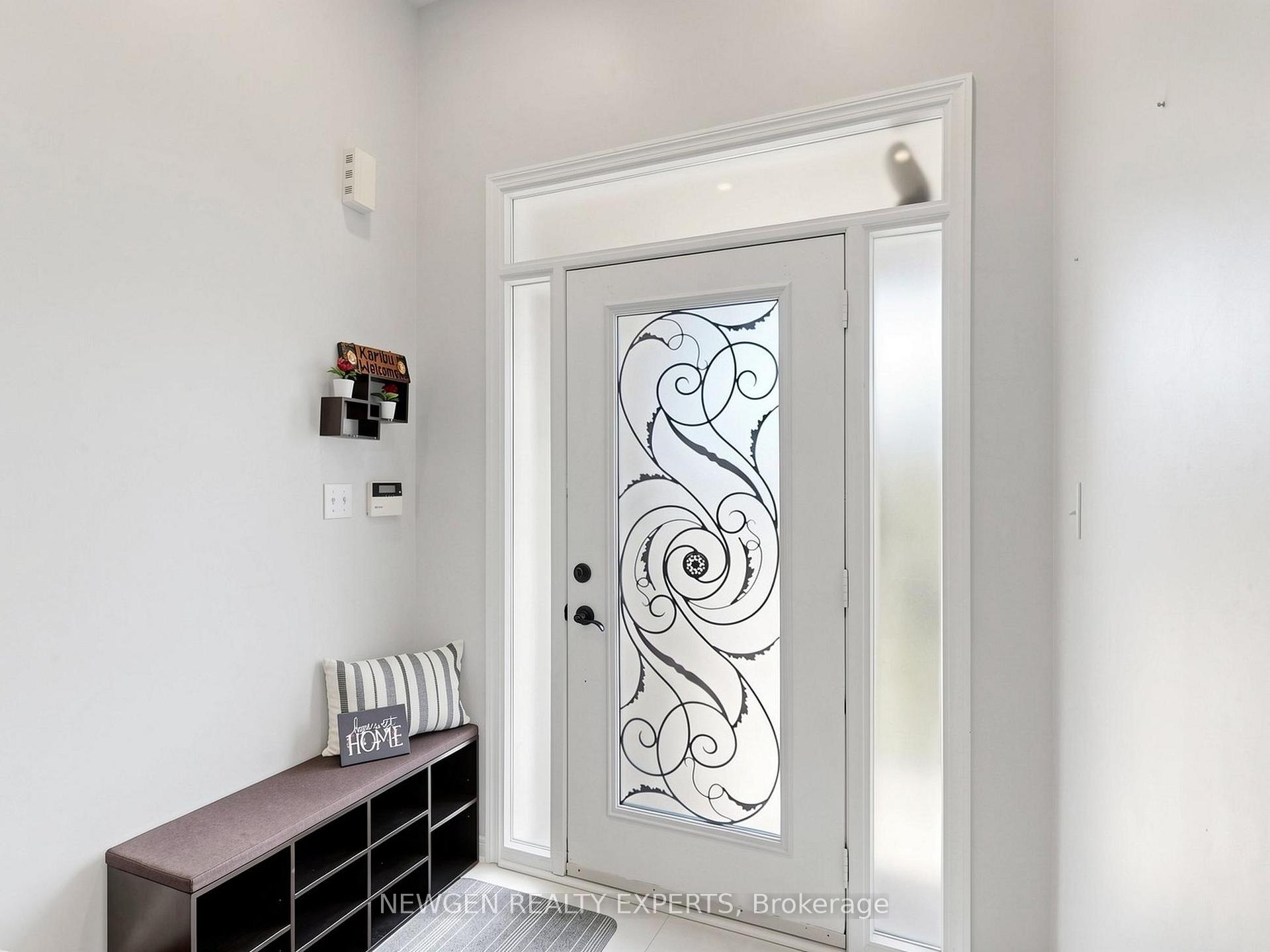Photo 17 of 53 Silverwood Circle, Ajax, Central East — HOMEH