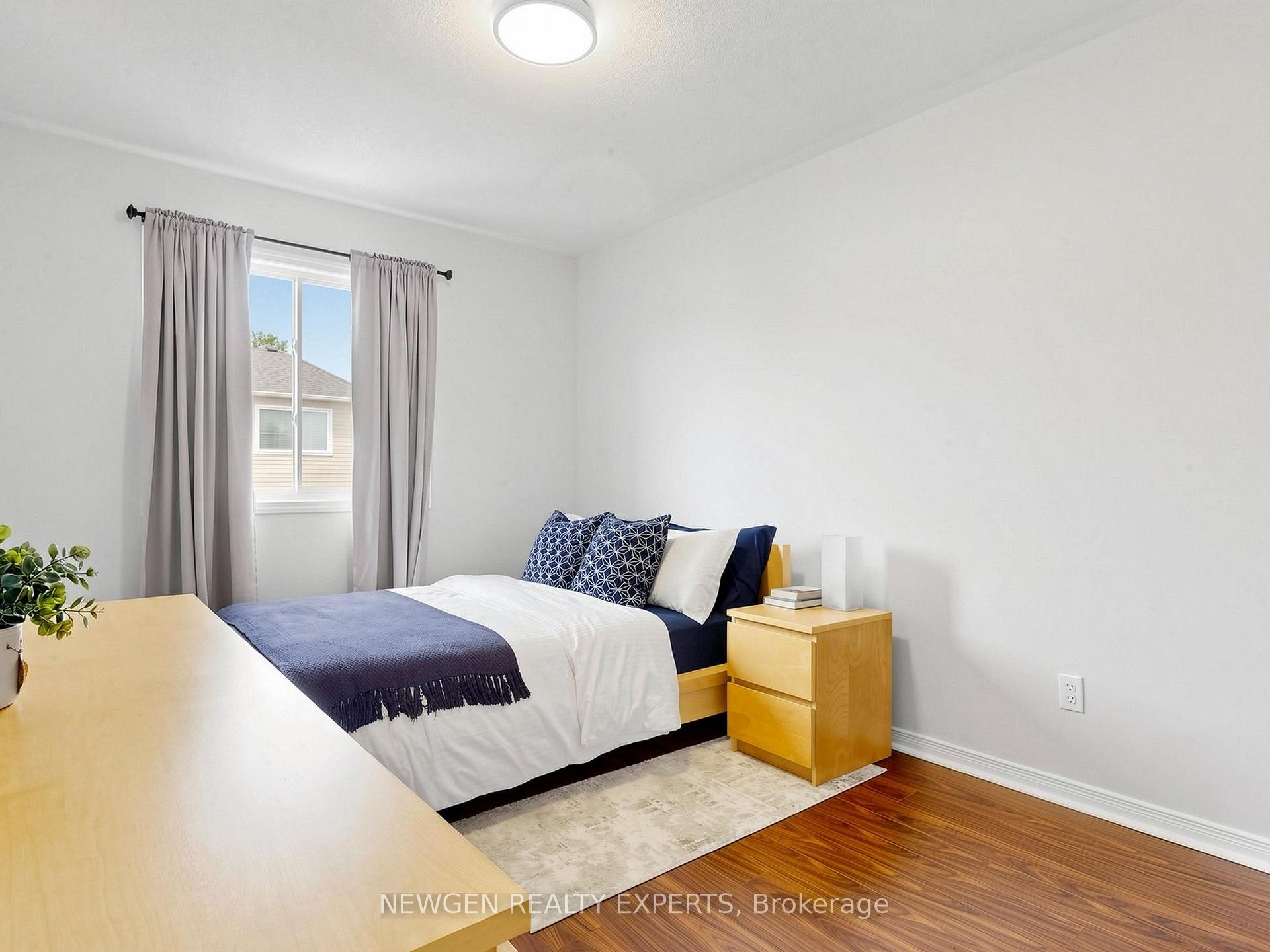Photo 28 of 53 Silverwood Circle, Ajax, Central East — HOMEH