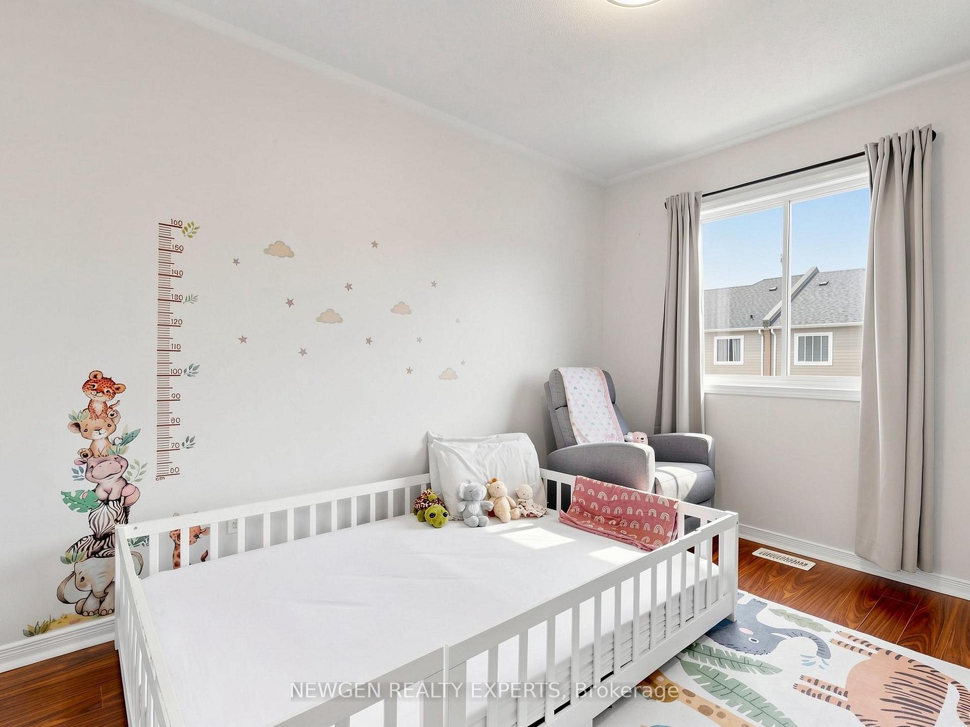 Photo 30 of 53 Silverwood Circle, Ajax, Central East — HOMEH