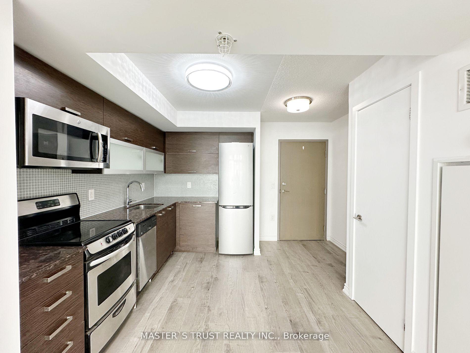 Photo 4 of Unit 1703, 36 Lisgar Street, Toronto, Little Portugal — HOMEH
