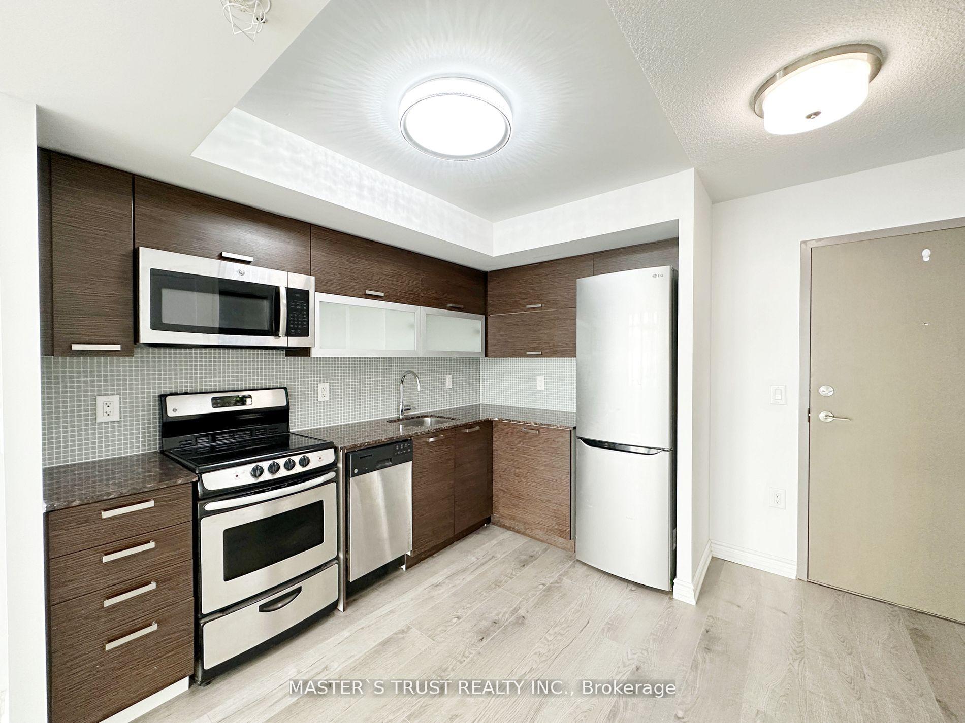 Photo 6 of Unit 1703, 36 Lisgar Street, Toronto, Little Portugal — HOMEH