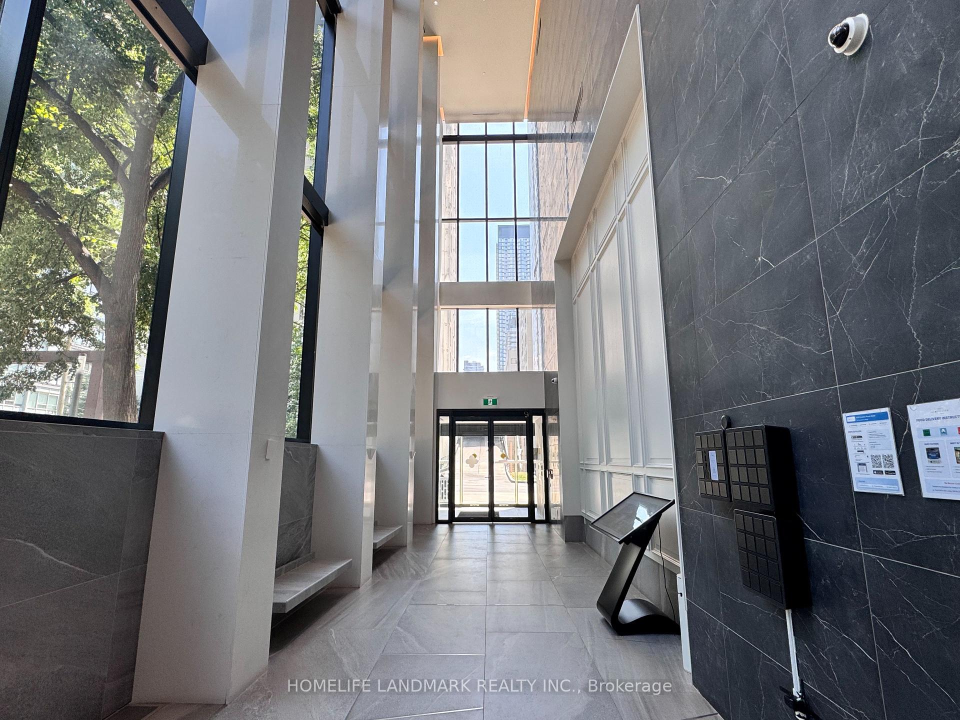 Photo 3 of Unit 4002, 3 Gloucester Street, Toronto, Church-Yonge Corridor — HOMEH