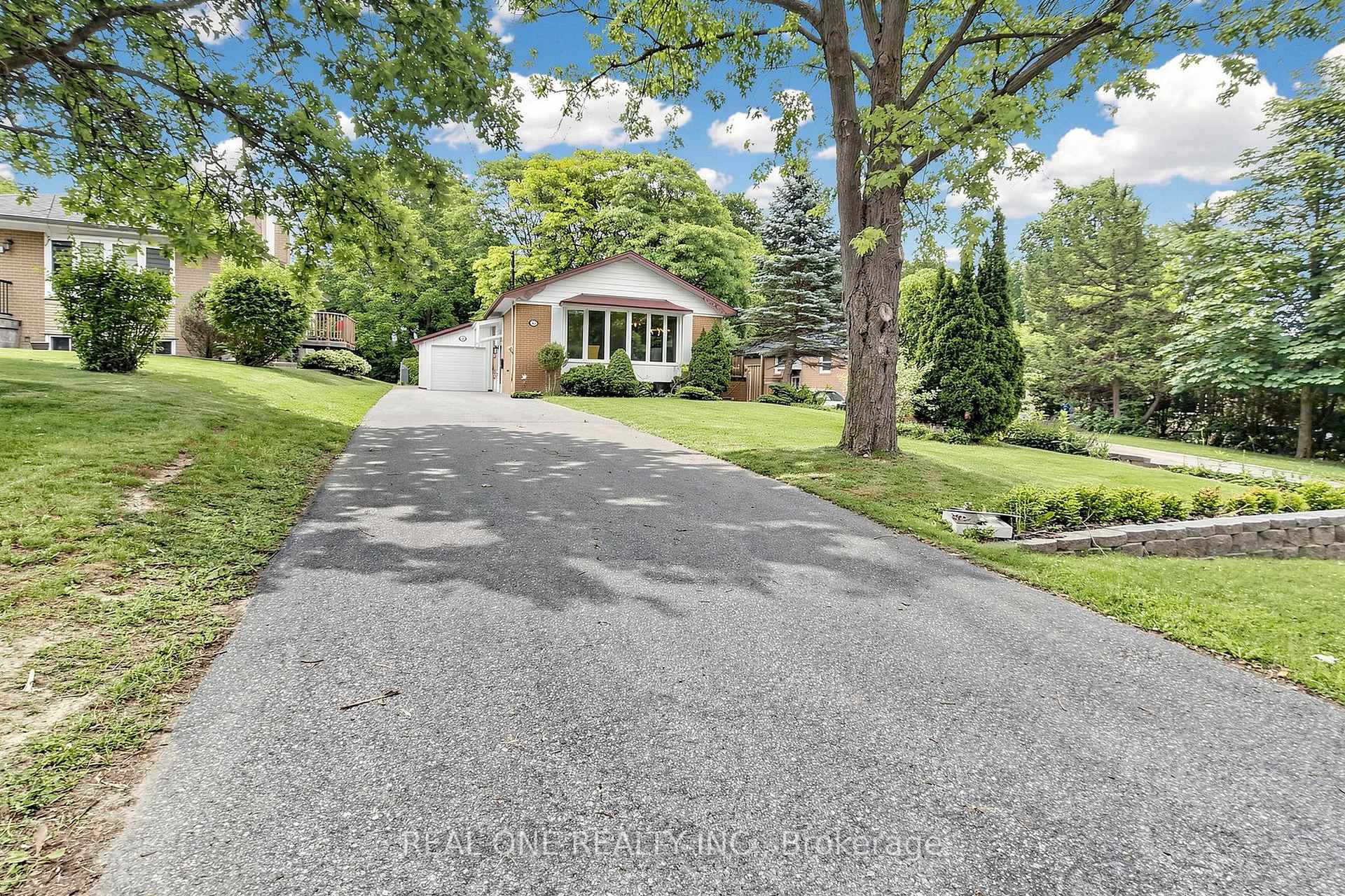 Photo of Unit Basement, 49 Bayview Parkway