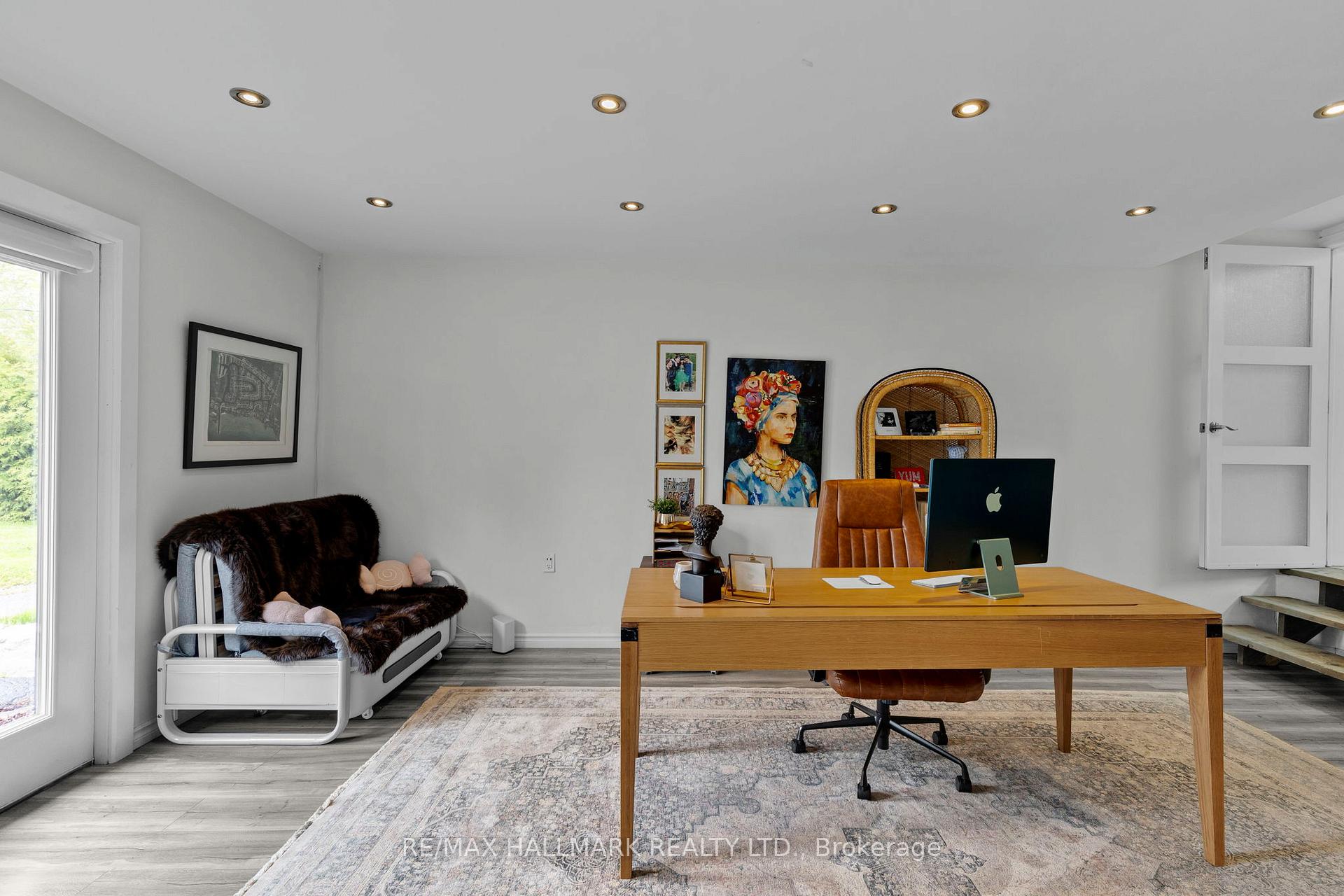Photo 8 of 95 Lake Avenue, Ramara, Brechin — HOMEH