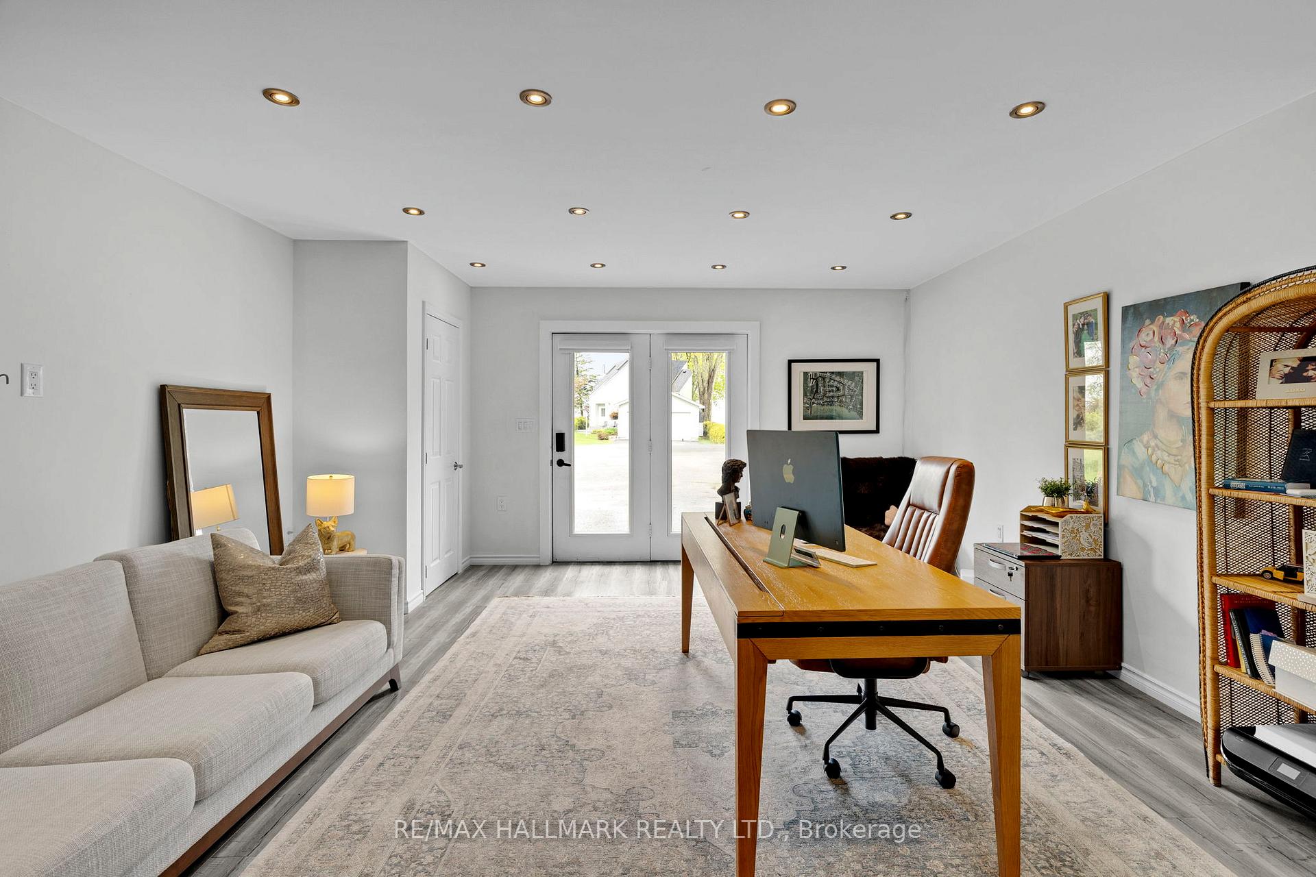 Photo 9 of 95 Lake Avenue, Ramara, Brechin — HOMEH