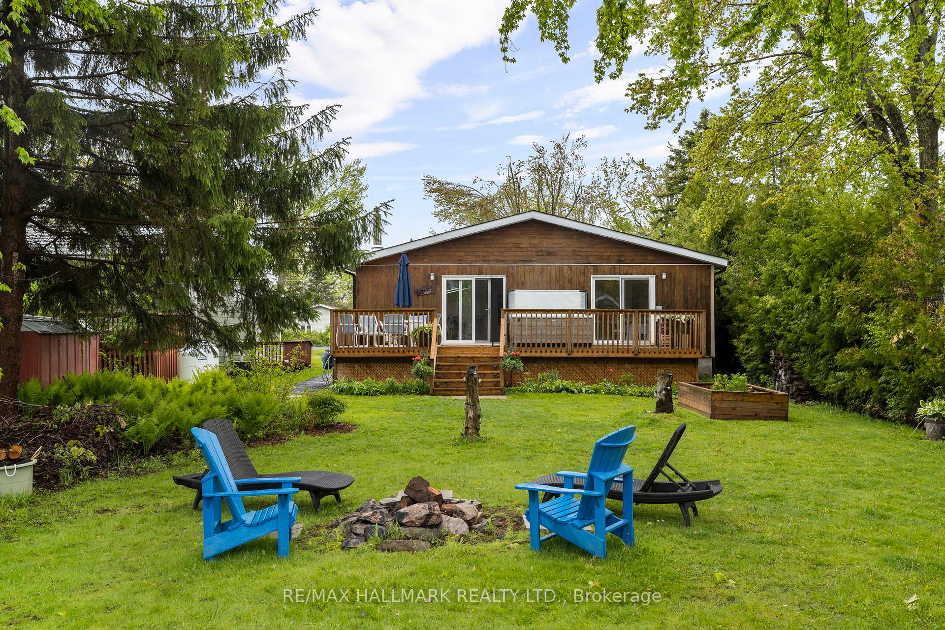 Photo 36 of 95 Lake Avenue, Ramara, Brechin — HOMEH