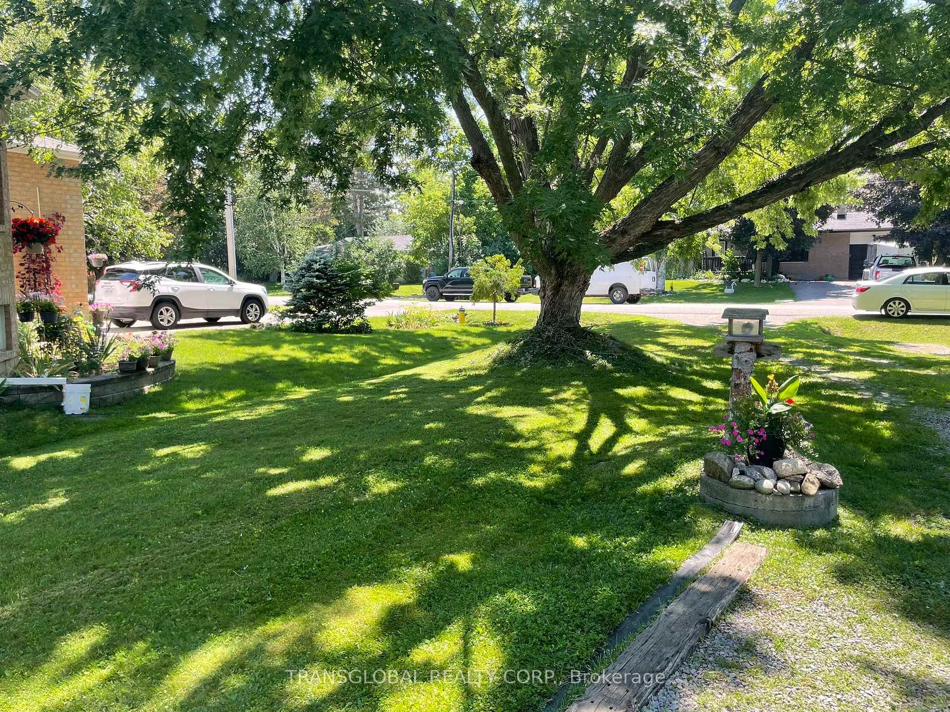 Photo 21 of 1014 Barton Avenue, Georgina, Historic Lakeshore Communities — HOMEH