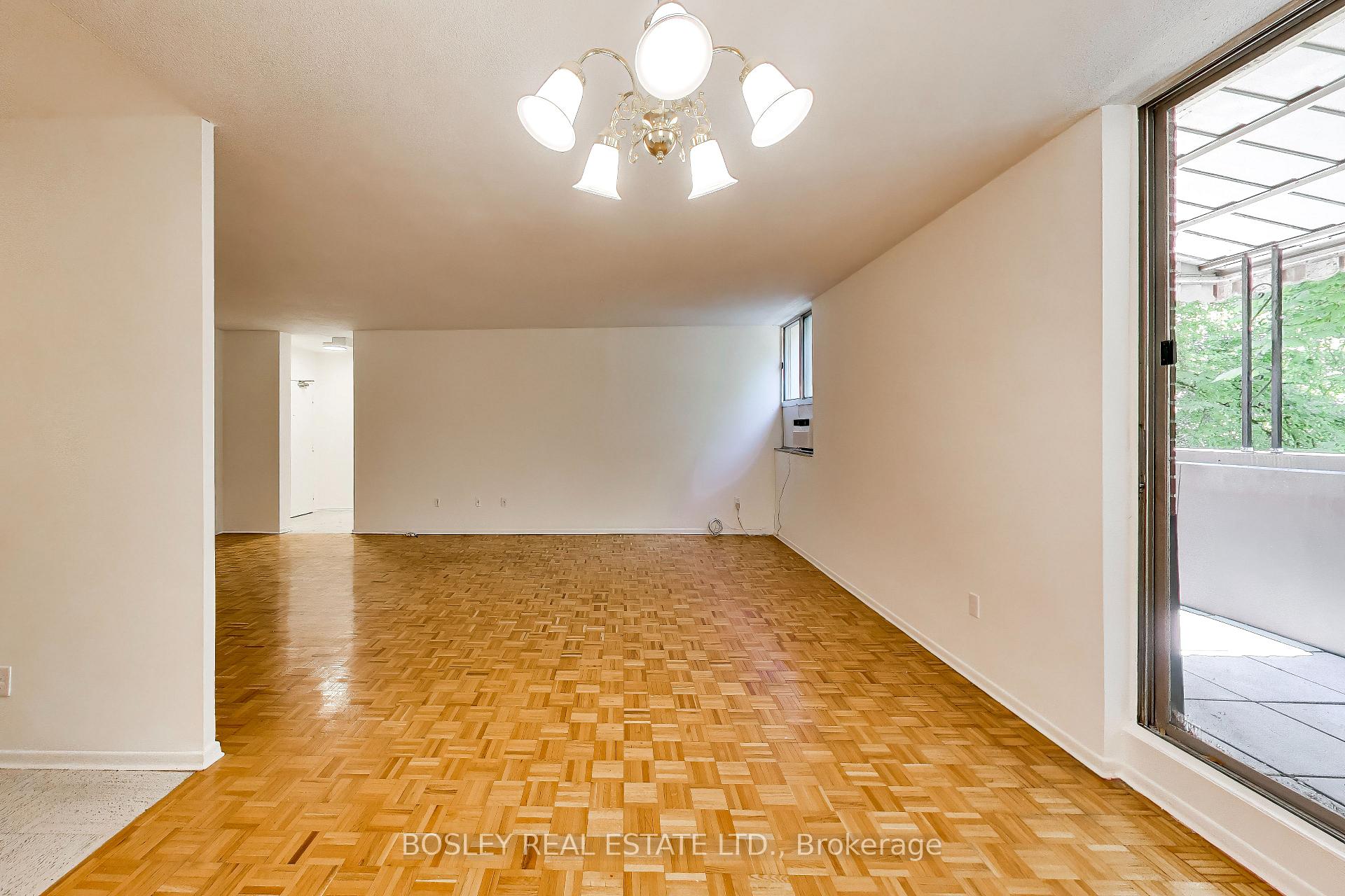 Photo 10 of Unit 302, 6 Crescent Town Road, Toronto, Crescent Town — HOMEH