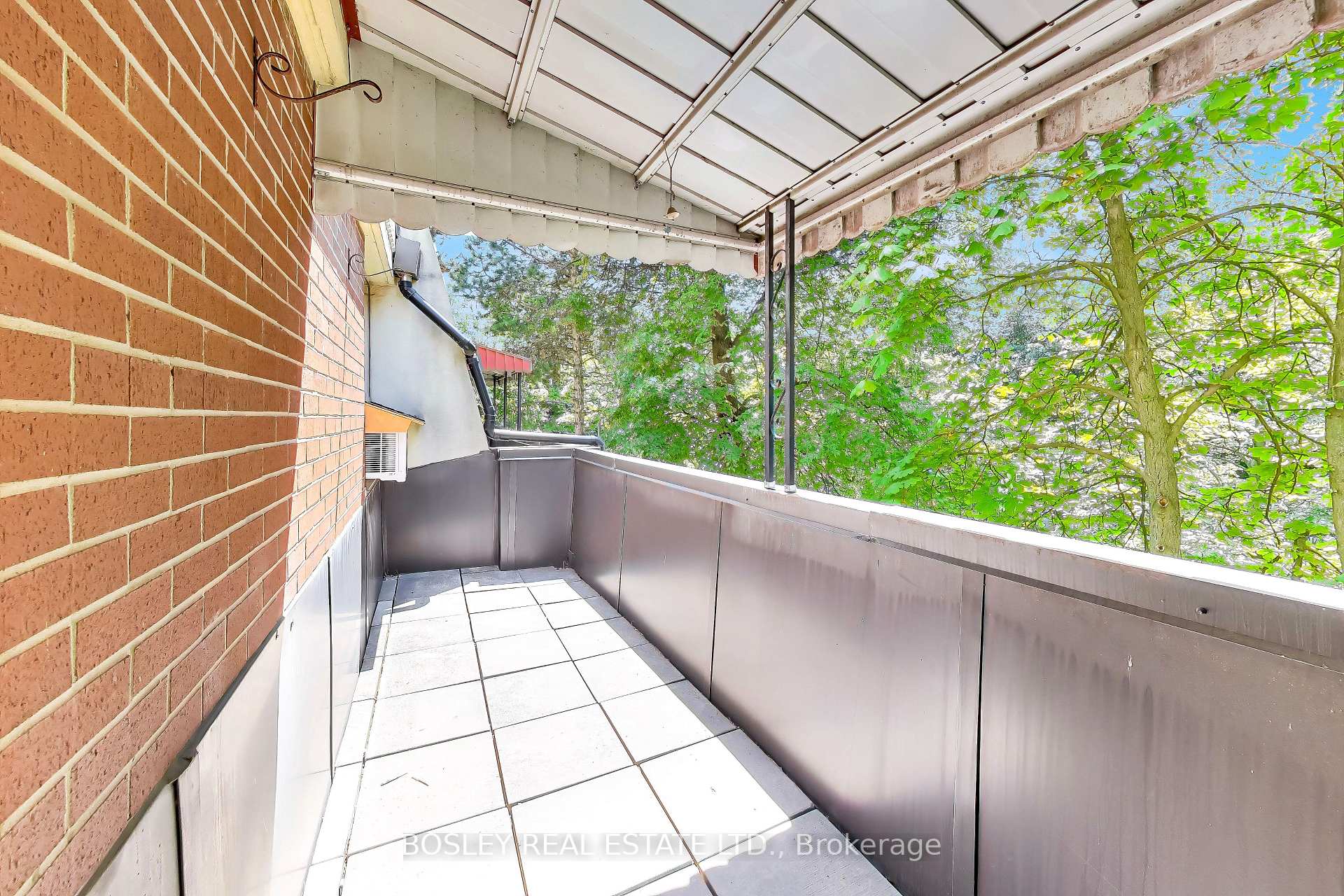 Photo 12 of Unit 302, 6 Crescent Town Road, Toronto, Crescent Town — HOMEH