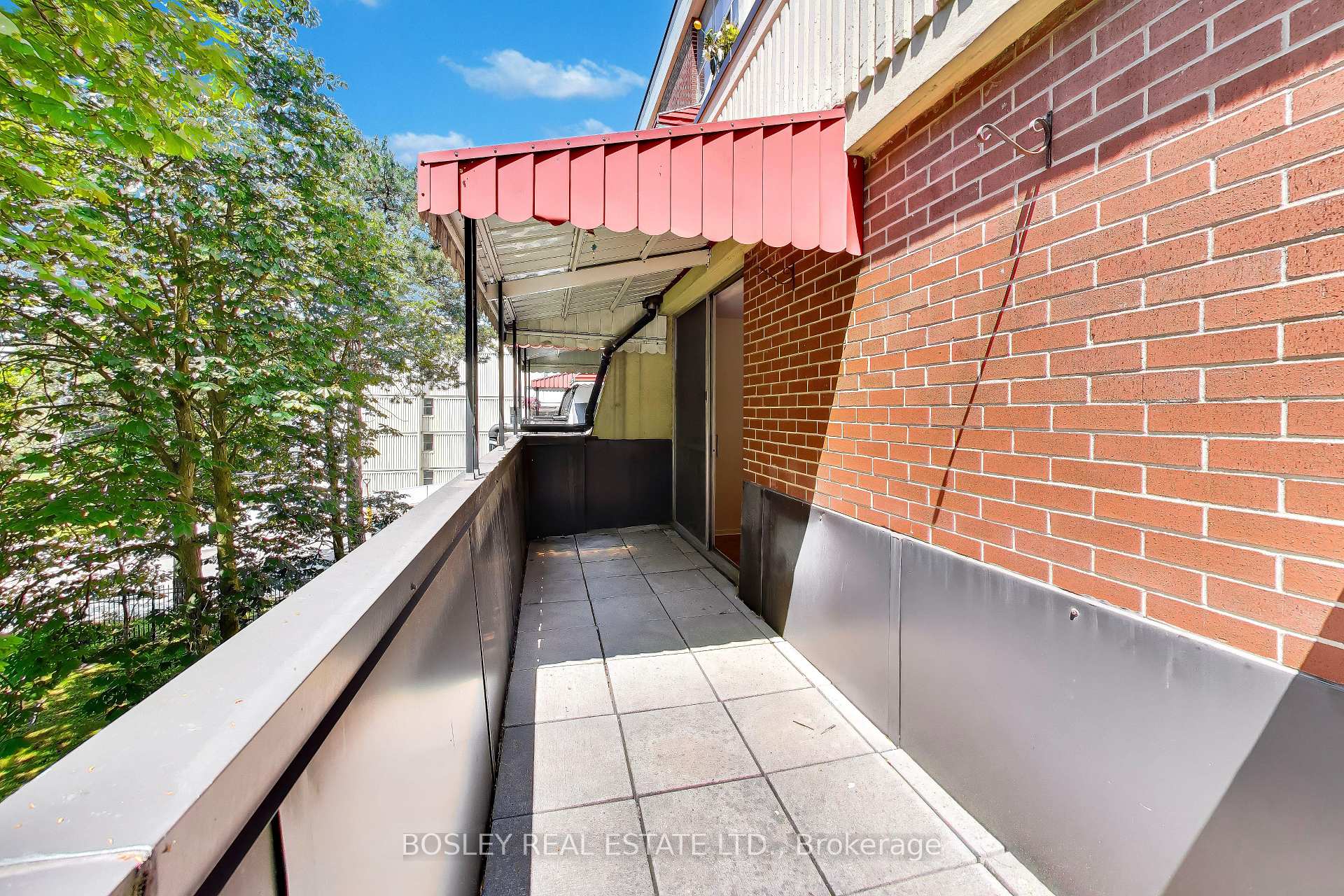 Photo 14 of Unit 302, 6 Crescent Town Road, Toronto, Crescent Town — HOMEH