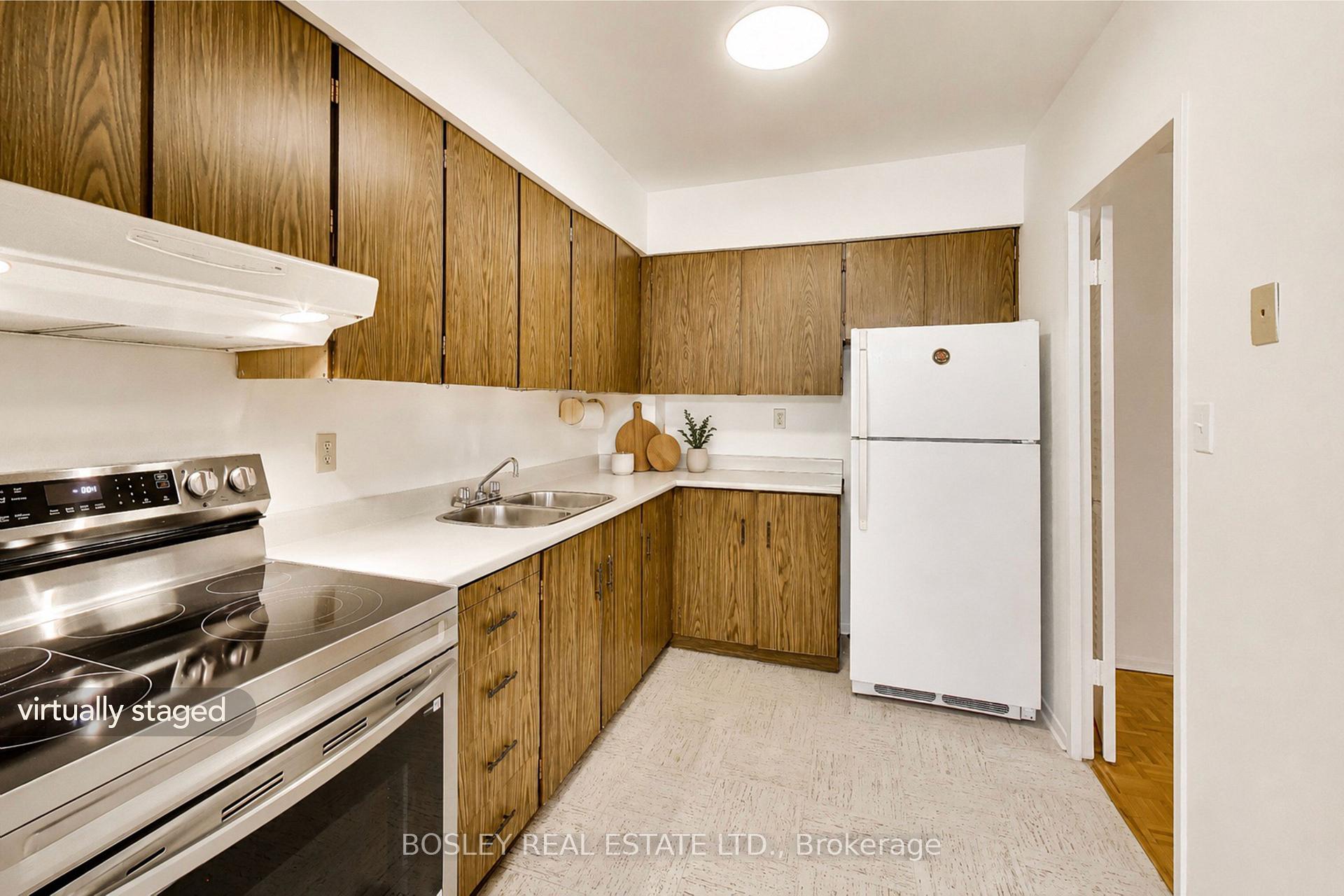 Photo 15 of Unit 302, 6 Crescent Town Road, Toronto, Crescent Town — HOMEH
