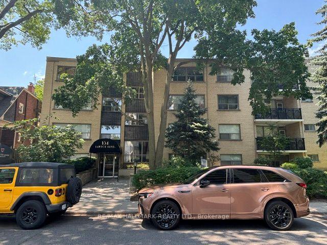 Photo 1 of Unit 105, 134 Lawton Boulevard, Toronto, Yonge-St. Clair — HOMEH