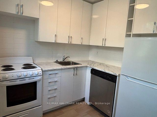 Photo 7 of Unit 105, 134 Lawton Boulevard, Toronto, Yonge-St. Clair — HOMEH