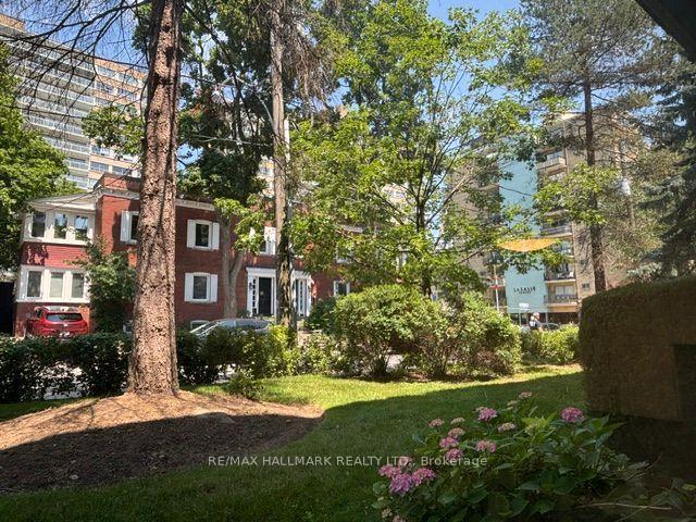 Photo 9 of Unit 105, 134 Lawton Boulevard, Toronto, Yonge-St. Clair — HOMEH