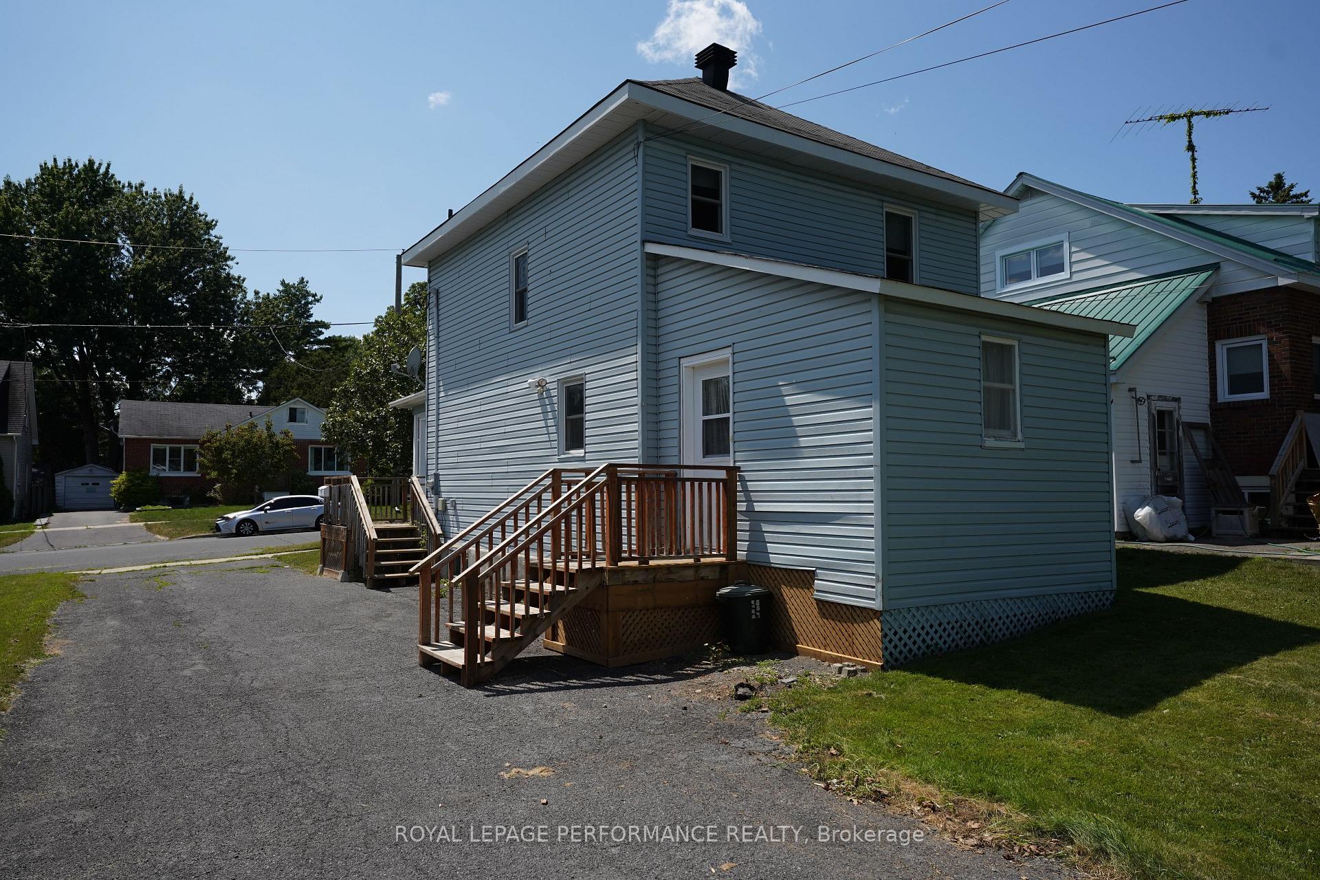 Photo 11 of 10 Dunbar Avenue, Cornwall, Cornwall — HOMEH