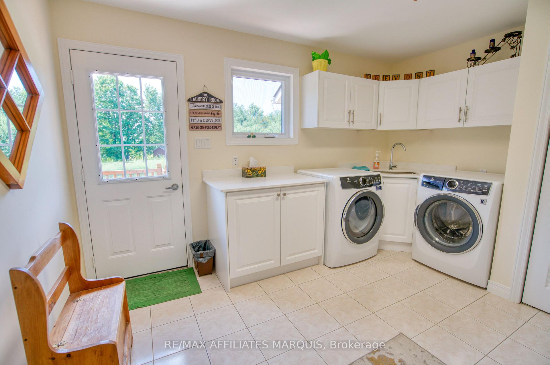 Photo 24 of 79 Trotters Lane, Rideau Lakes, Rideau Lakes (North Crosby) Twp — HOMEH