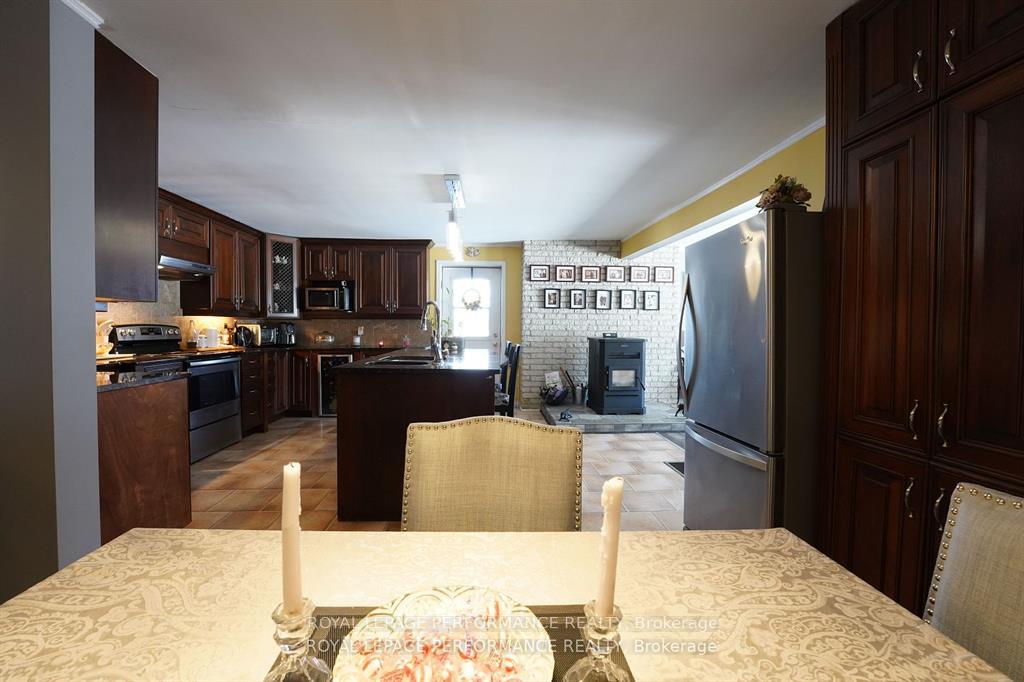 Photo 7 of 14911 County Rd 43, North Stormont, North Stormont (Finch) Twp — HOMEH