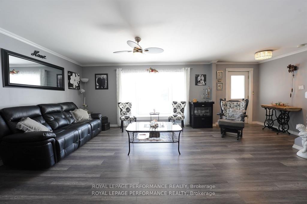 Photo 9 of 14911 County Rd 43, North Stormont, North Stormont (Finch) Twp — HOMEH