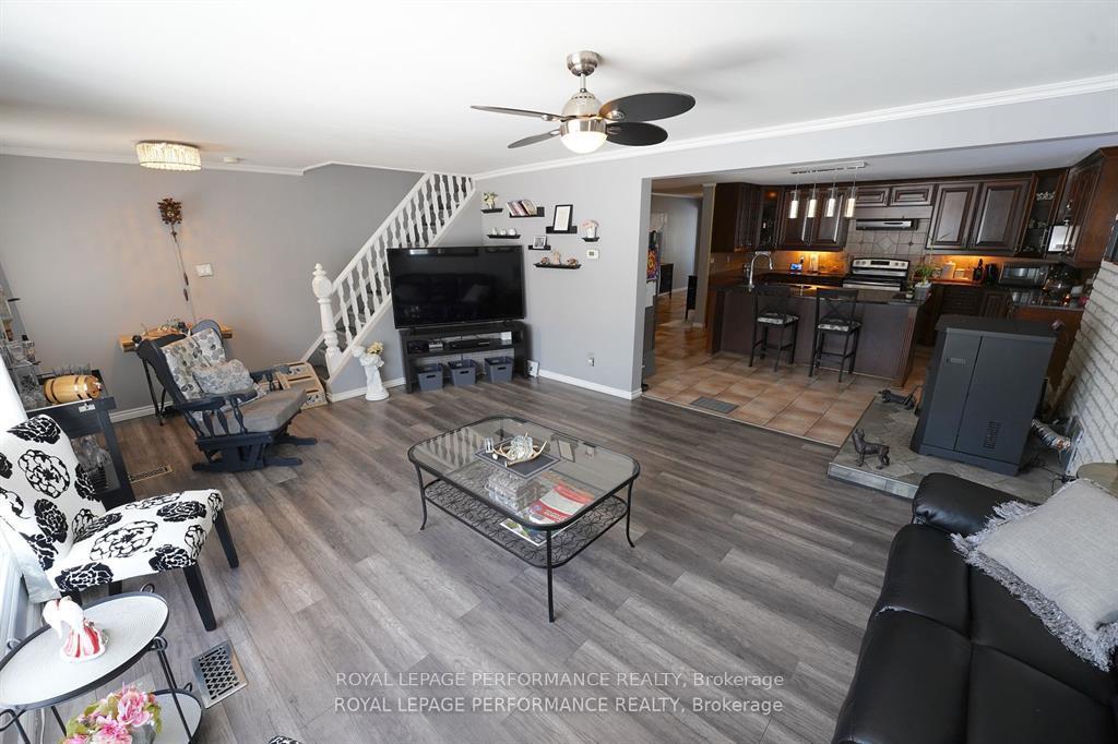 Photo 10 of 14911 County Rd 43, North Stormont, North Stormont (Finch) Twp — HOMEH