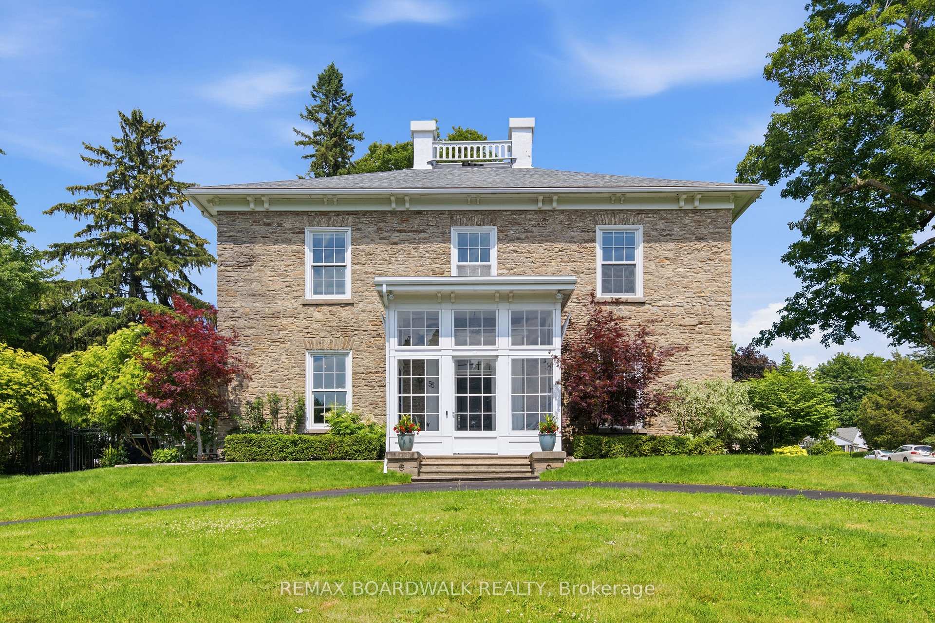 Photo 5 of 55 Cochrane Drive, Brockville, Brockville — HOMEH
