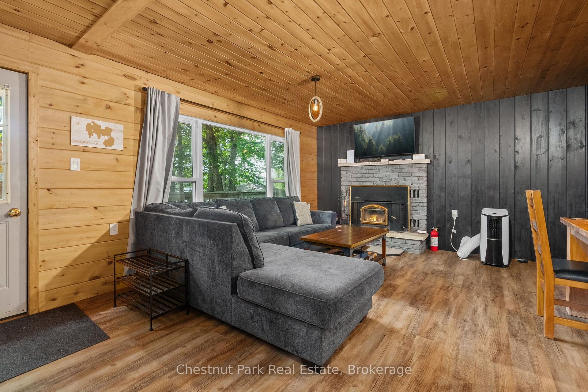 Photo 13 of 412 Sherwood Drive, Perry, Novar — HOMEH