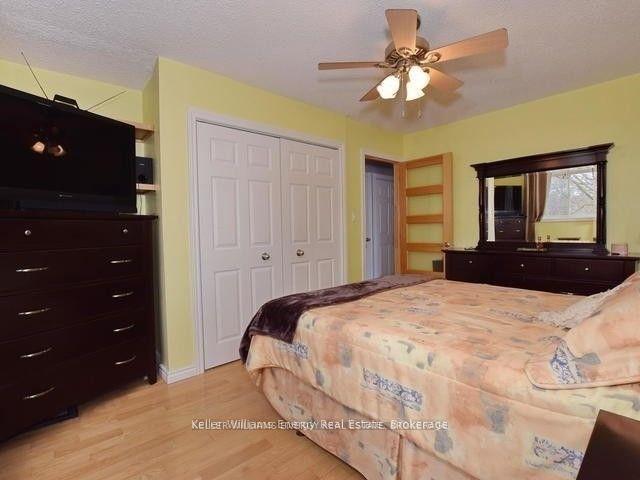 Photo 11 of 111 Limerick Street, Oshawa, Vanier — HOMEH