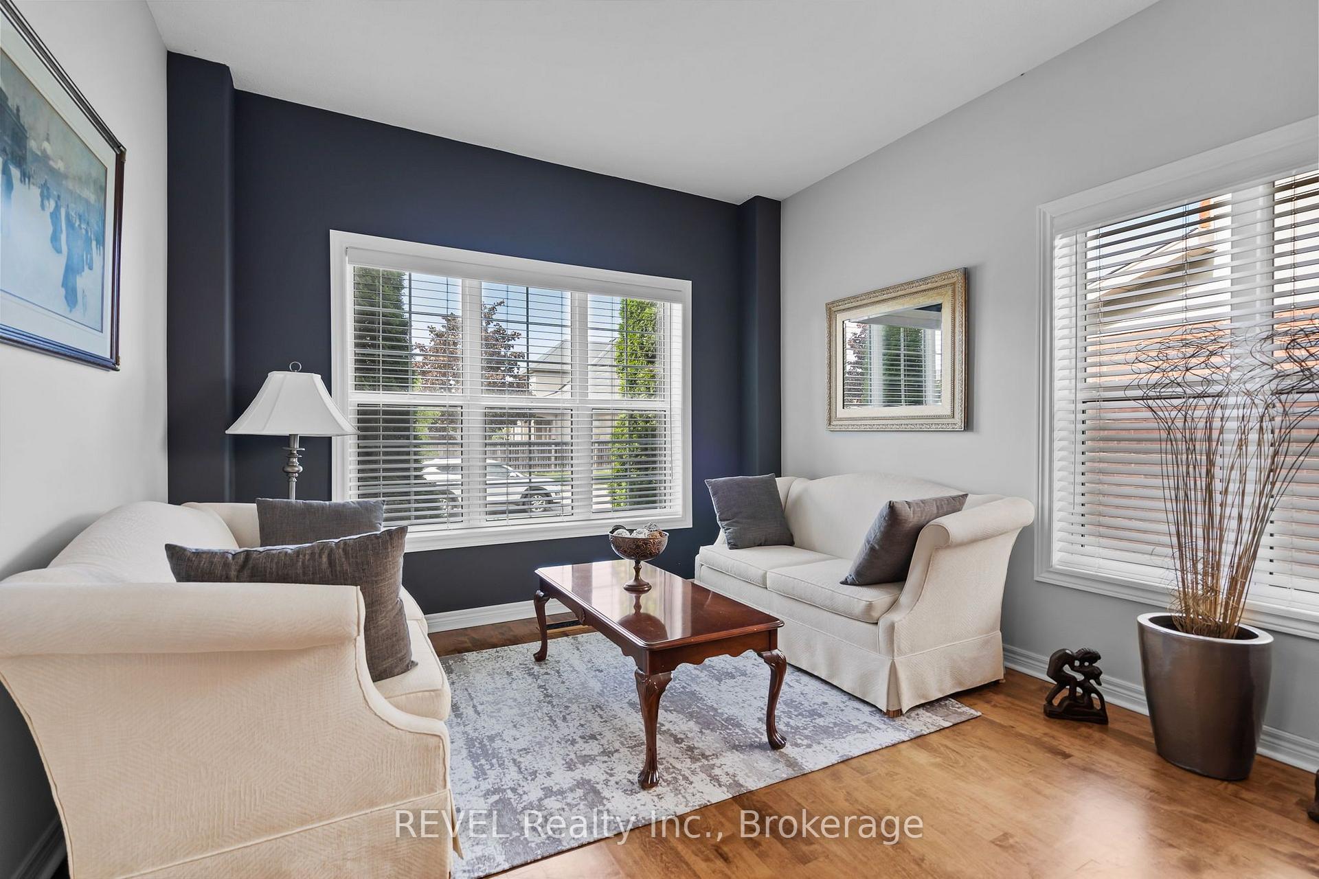 Photo 10 of 16 Maracay Way, St. Catharines, Grapeview — HOMEH