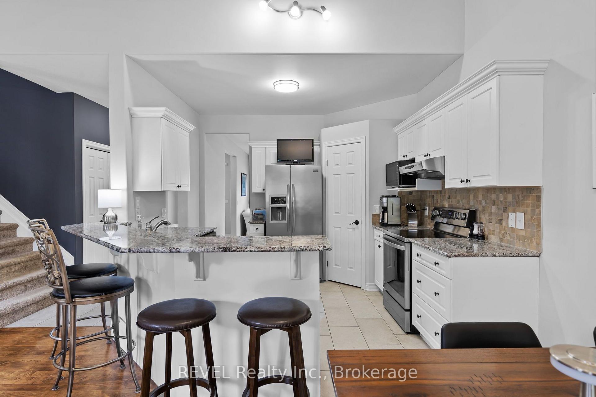 Photo 14 of 16 Maracay Way, St. Catharines, Grapeview — HOMEH