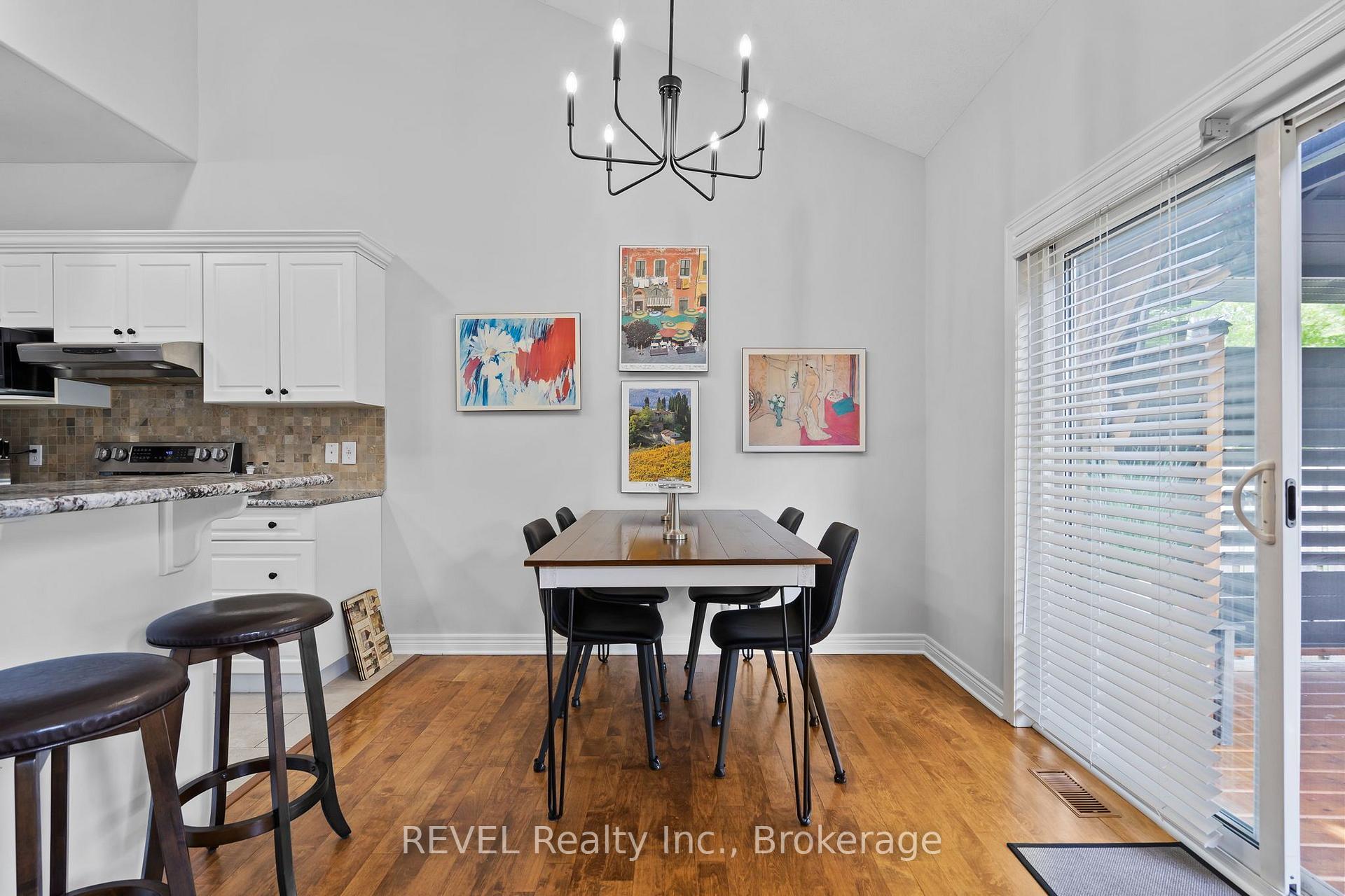Photo 17 of 16 Maracay Way, St. Catharines, Grapeview — HOMEH