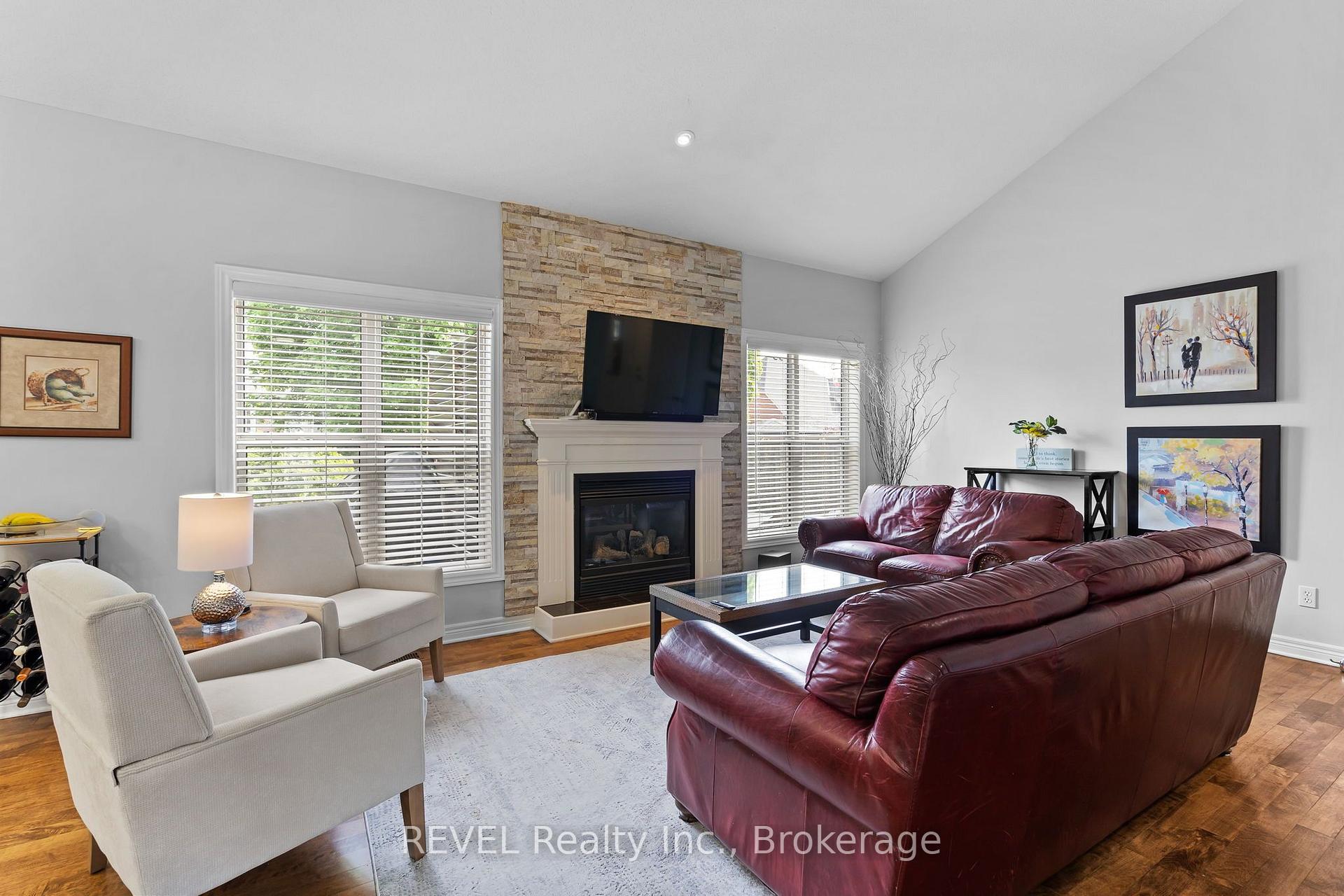 Photo 18 of 16 Maracay Way, St. Catharines, Grapeview — HOMEH